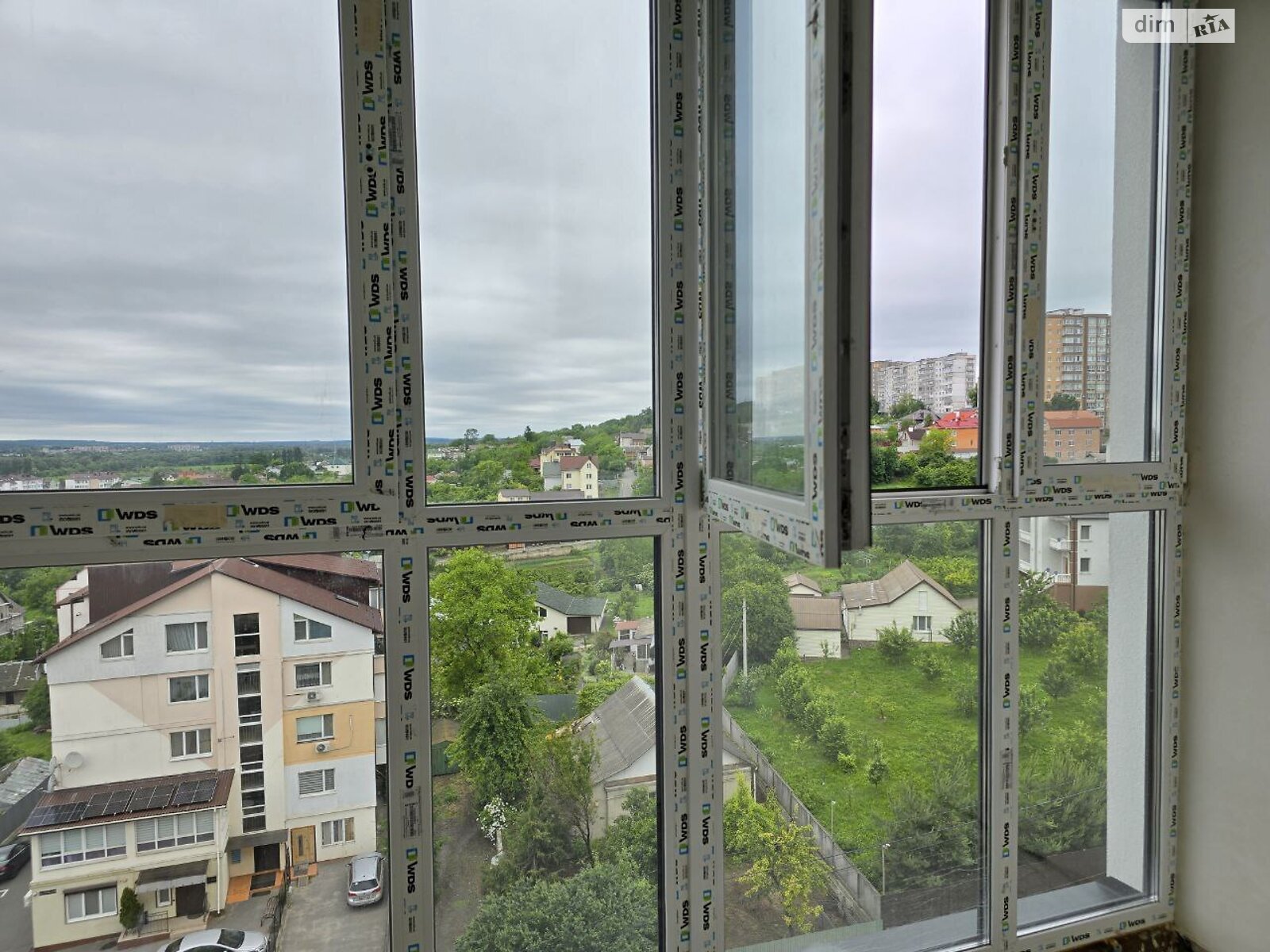 Продаж однокімнатної квартири в Хмельницькому, на вул. Степана Бандери 36, кв. 59, район Виставка фото 1 Продаж однокімнатної квартири в Хмельницькому, на вул. Степана Бандери 36, кв. 59, район Виставка фото 1