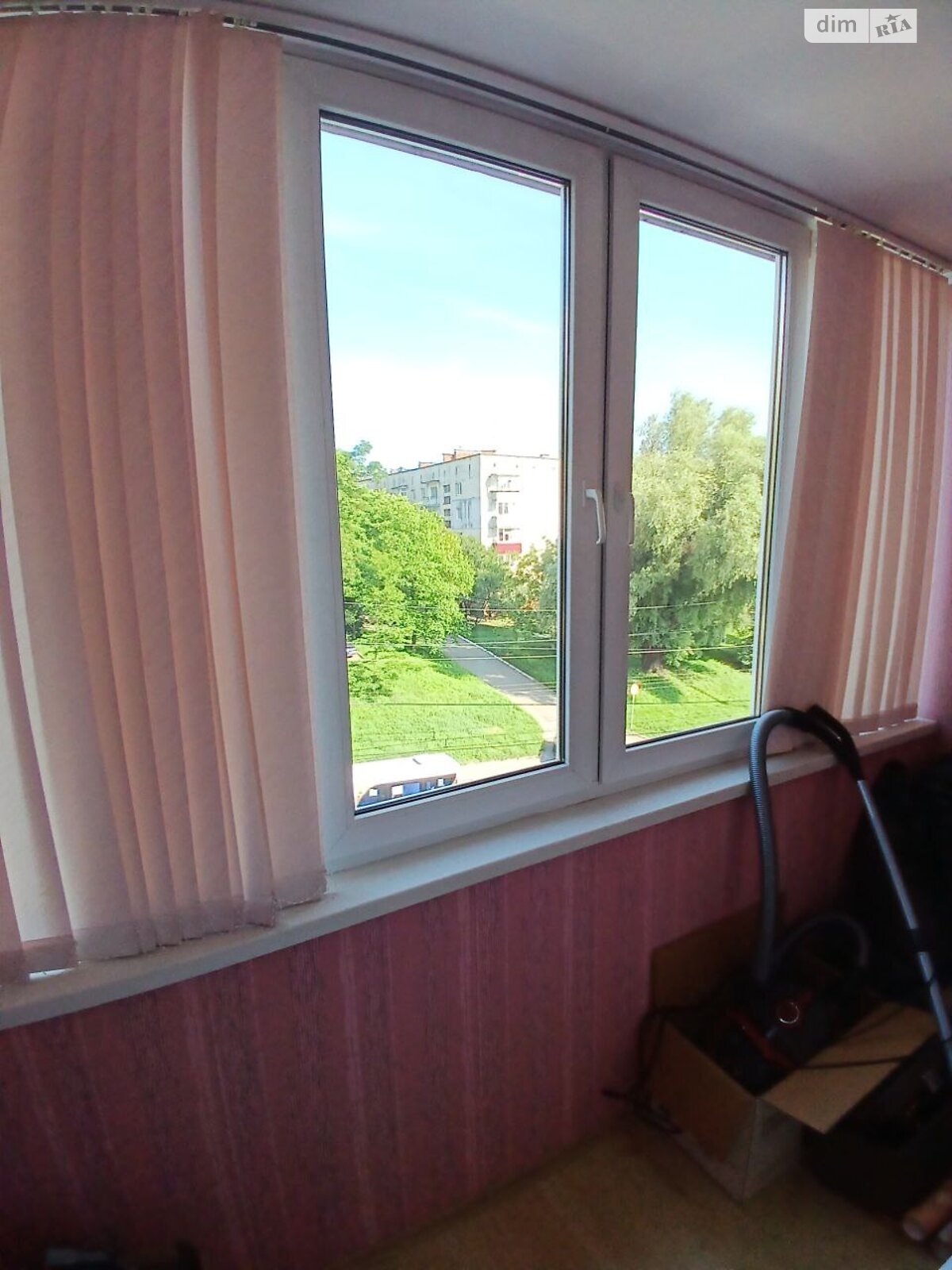 Продаж двокімнатної квартири в Хмельницькому, на вул. Степана Бандери, район Виставка фото 1 Продаж двокімнатної квартири в Хмельницькому, на вул. Степана Бандери, район Виставка фото 1