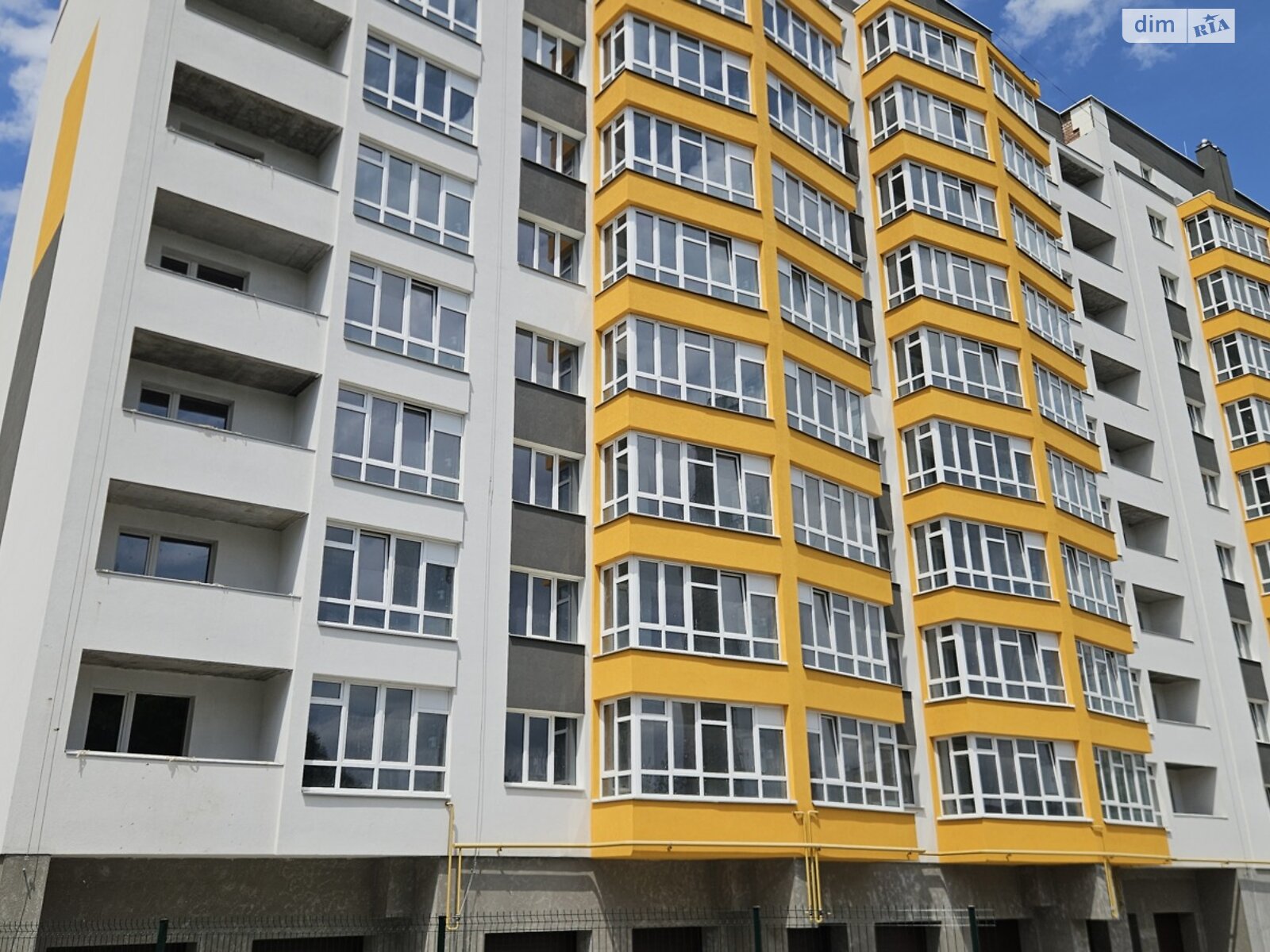 Продаж трикімнатної квартири в Хмельницькому, на вул. Степана Бандери 32/1, район Виставка фото 1 Продаж трикімнатної квартири в Хмельницькому, на вул. Степана Бандери 32/1, район Виставка фото 1