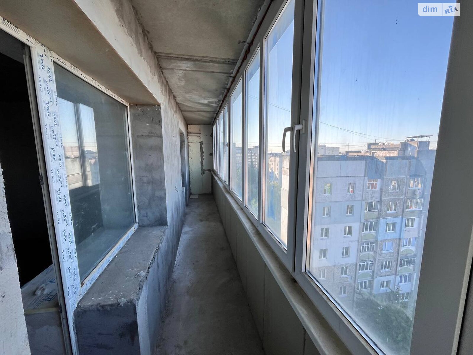 Продажа трехкомнатной квартиры в Хмельницком, на ул. Степана Бандеры 30А, район Выставка фото 1