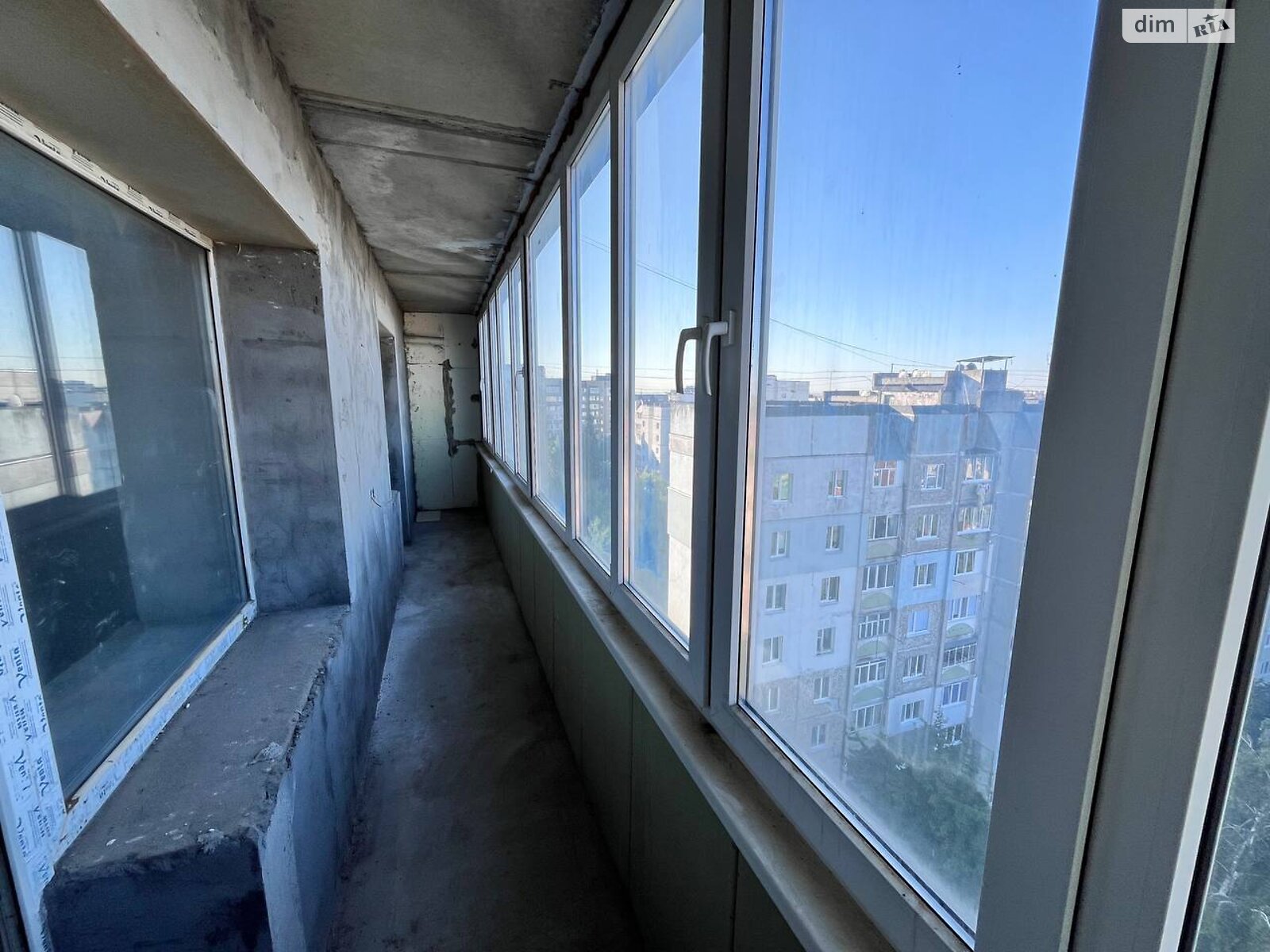 Продажа трехкомнатной квартиры в Хмельницком, на ул. Степана Бандеры 30А, район Выставка фото 1