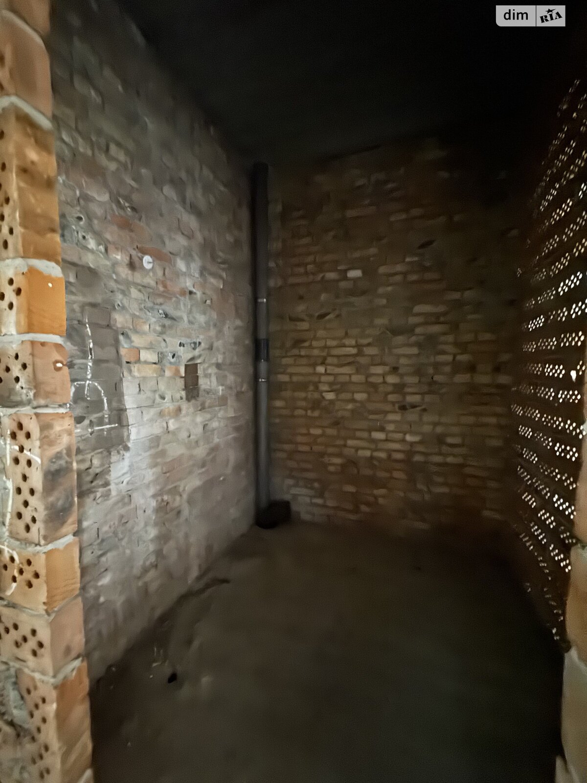 Продаж двокімнатної квартири в Хмельницькому, на вул. Залізняка Максима 1Б, район Виставка фото 1 Продаж двокімнатної квартири в Хмельницькому, на вул. Залізняка Максима 1Б, район Виставка фото 1