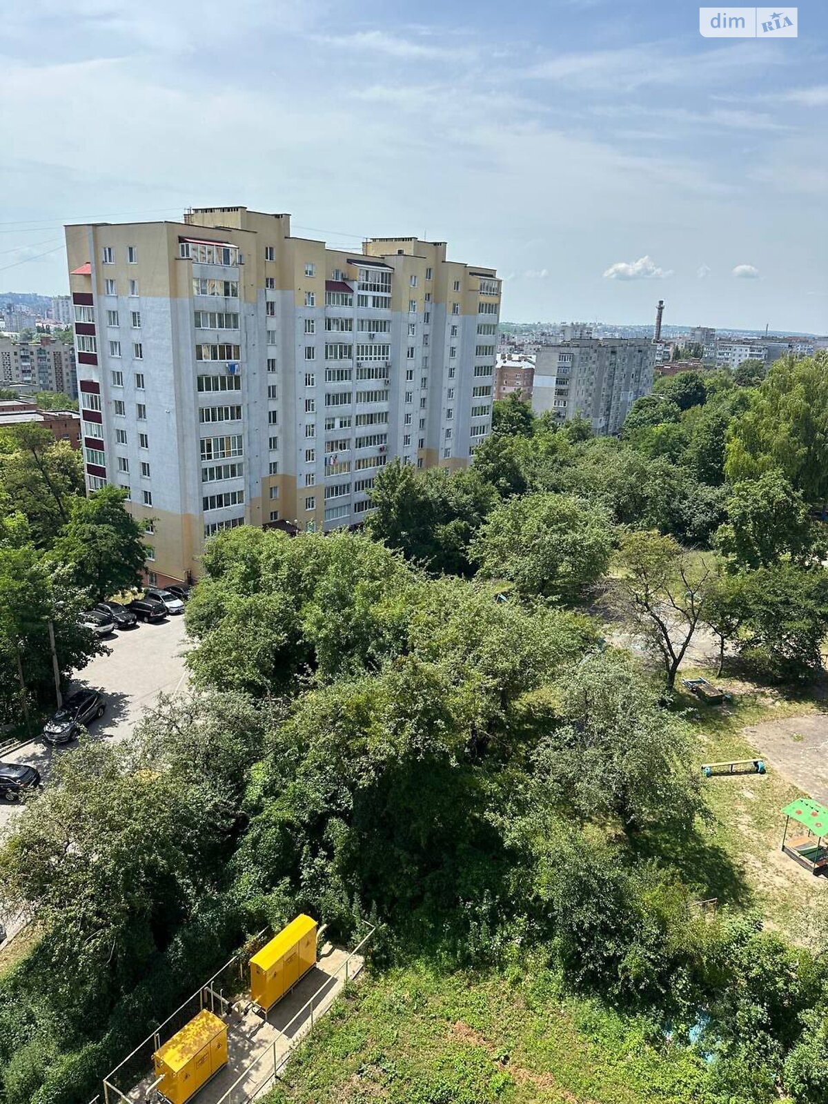 Продажа трехкомнатной квартиры в Хмельницком, на ул. Свободы 12А, район Выставка фото 1 Продажа трехкомнатной квартиры в Хмельницком, на ул. Свободы 12А, район Выставка фото 1
