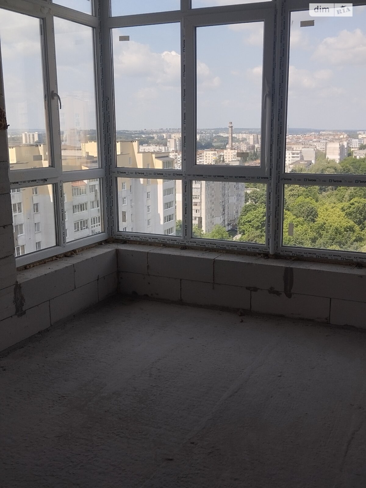 Продаж трикімнатної квартири в Хмельницькому, на вул. Свободи 12А, район Виставка фото 1 Продаж трикімнатної квартири в Хмельницькому, на вул. Свободи 12А, район Виставка фото 1