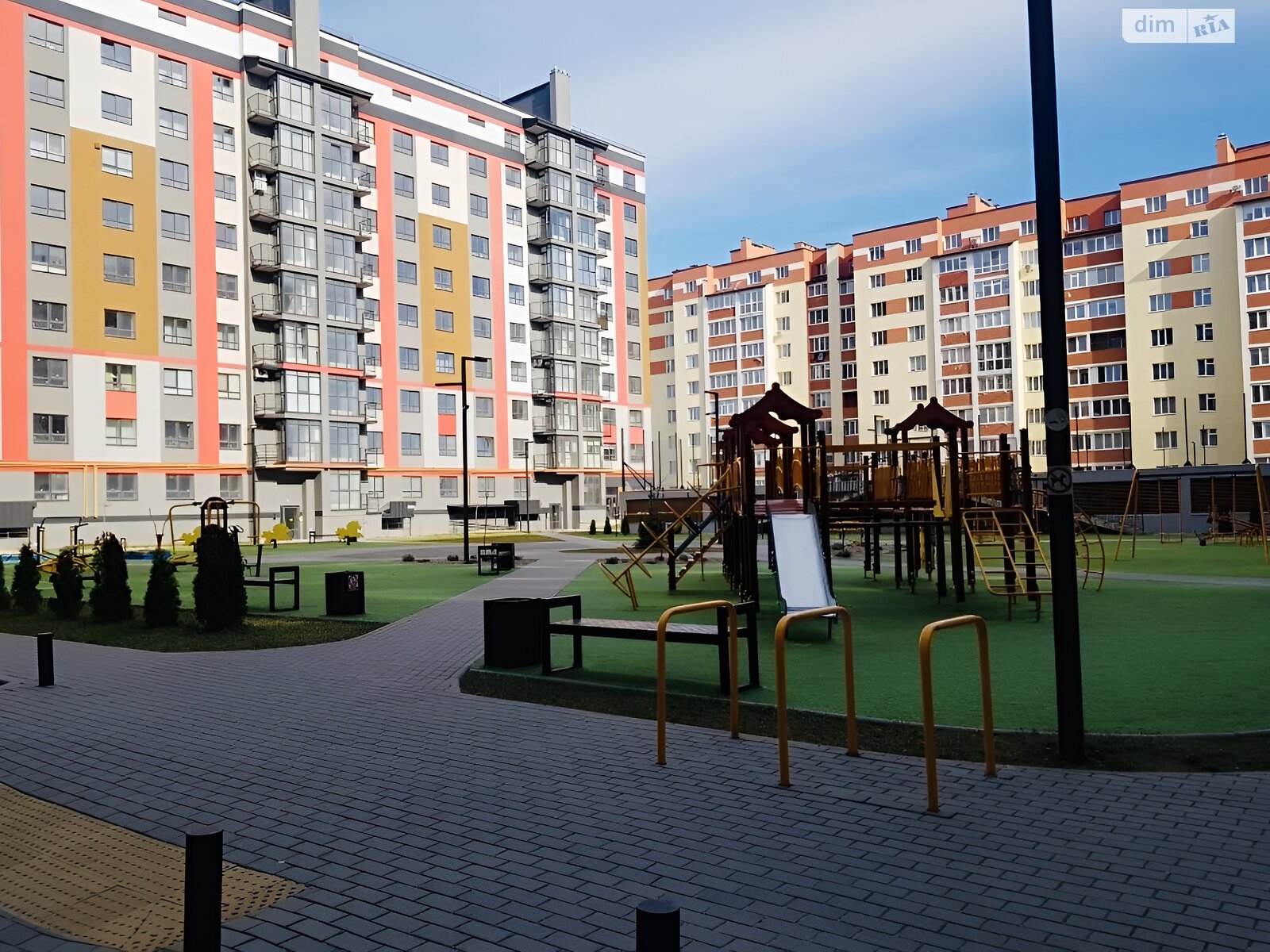 Продаж двокімнатної квартири в Хмельницькому, на шосе Вінницьке 1/3, район Виставка фото 1 Продаж двокімнатної квартири в Хмельницькому, на шосе Вінницьке 1/3, район Виставка фото 1
