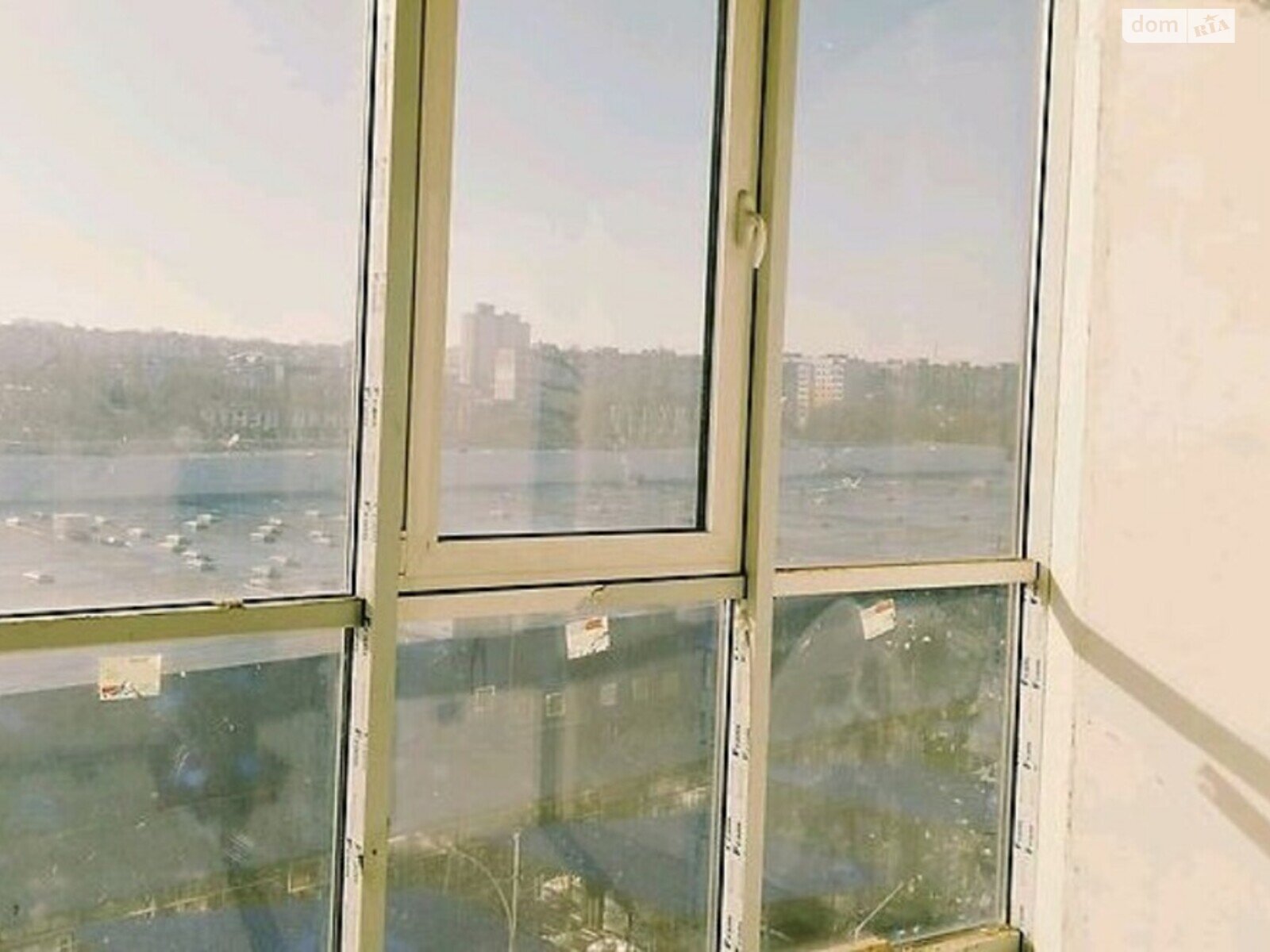 Продаж однокімнатної квартири в Хмельницькому, на вул. Зарічанська, район Виставка фото 1 Продаж однокімнатної квартири в Хмельницькому, на вул. Зарічанська, район Виставка фото 1