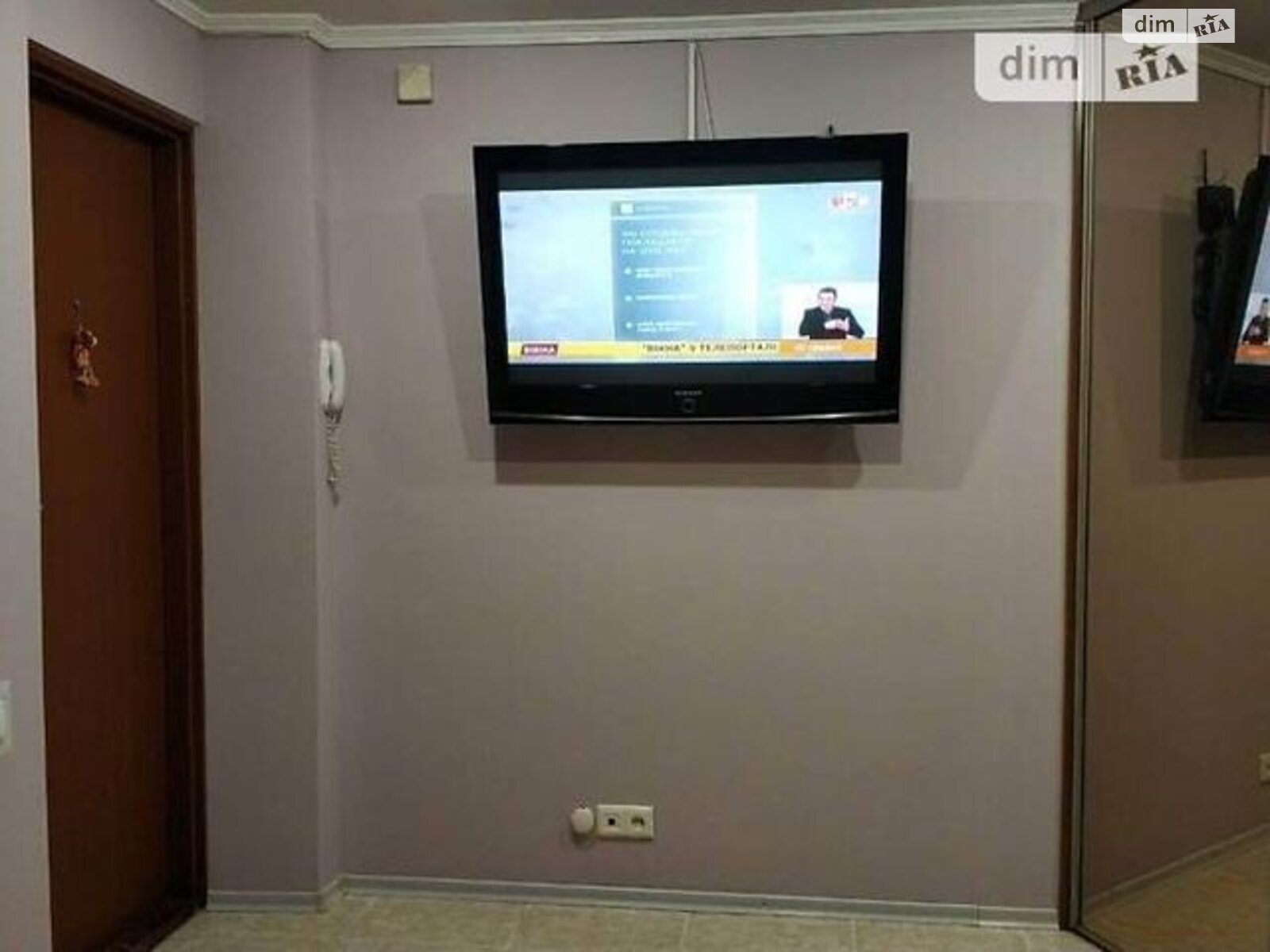 Продажа трехкомнатной квартиры в Хмельницком, на ул. Заречанская, район Выставка фото 1 Продажа трехкомнатной квартиры в Хмельницком, на ул. Заречанская, район Выставка фото 1