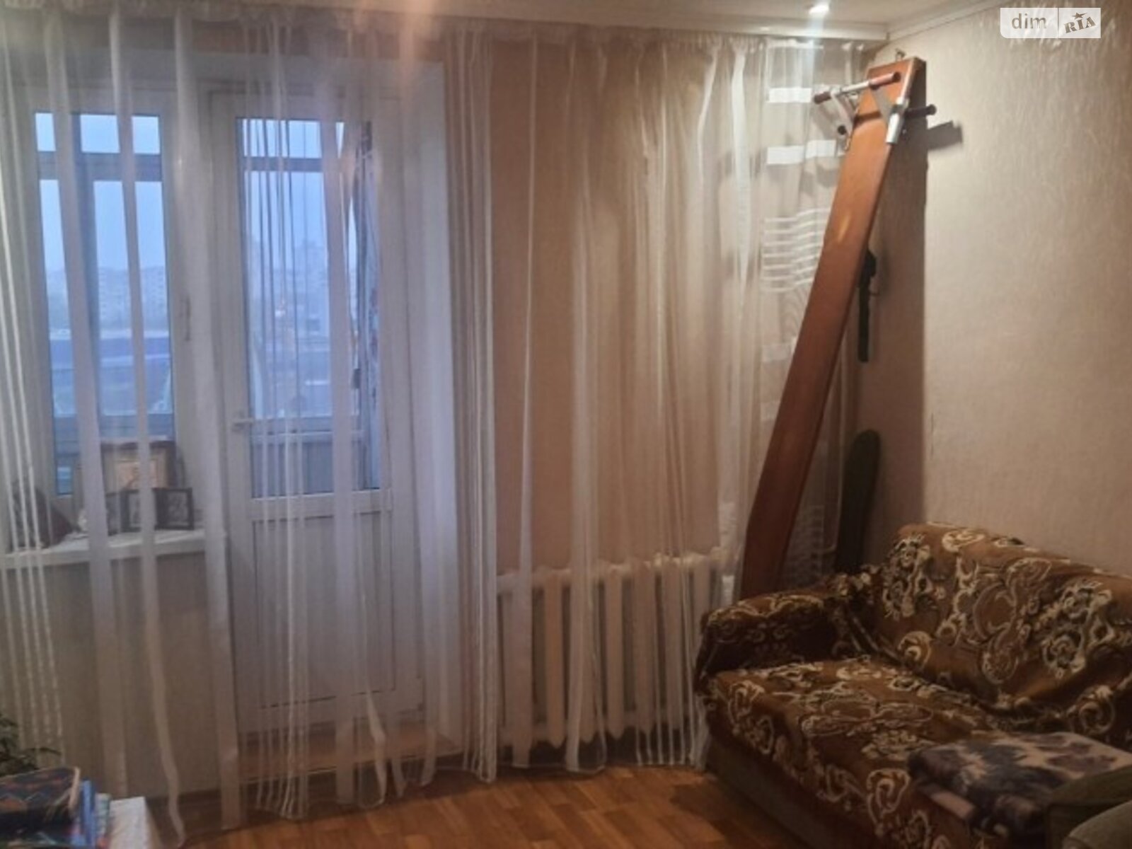 Продаж трикімнатної квартири в Хмельницькому, на вул. Зарічанська, район Виставка фото 1 Продаж трикімнатної квартири в Хмельницькому, на вул. Зарічанська, район Виставка фото 1