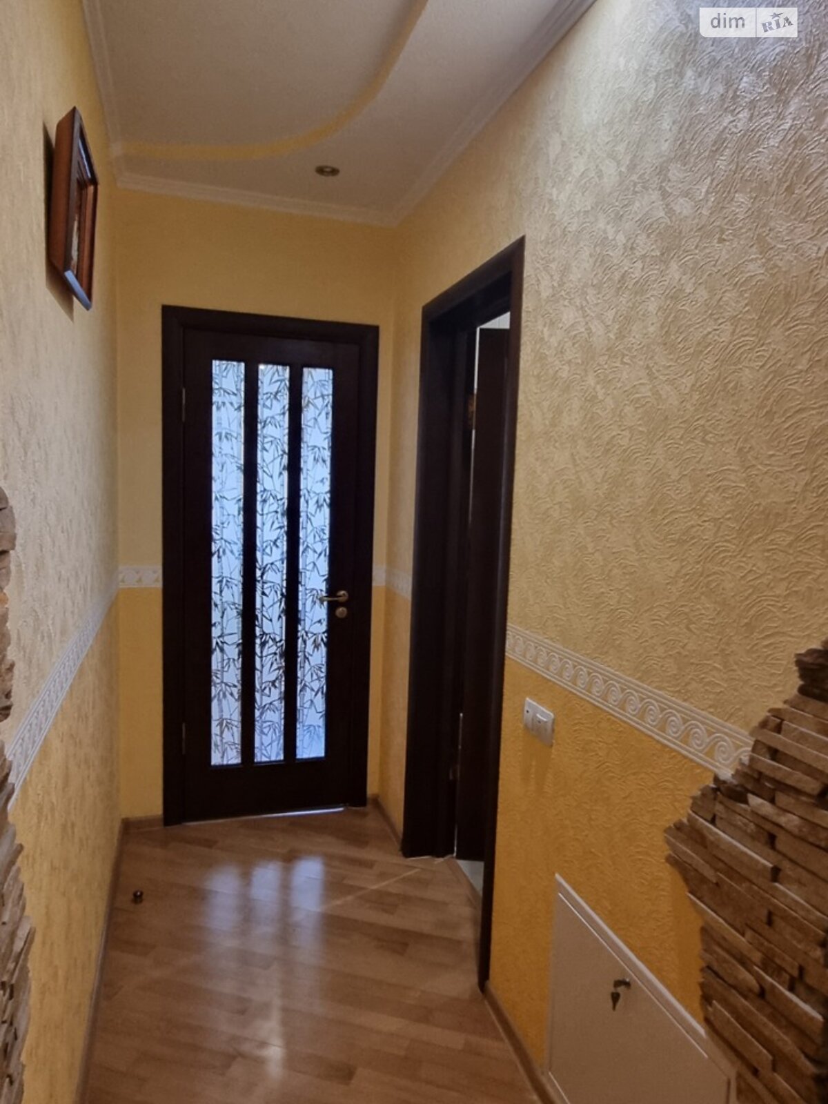 Продаж трикімнатної квартири в Хмельницькому, на вул. Зарічанська, район Виставка фото 1 Продаж трикімнатної квартири в Хмельницькому, на вул. Зарічанська, район Виставка фото 1