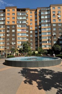 Продаж чотирикімнатної квартири в Хмельницькому, на вул. Зарічанська 11, район Виставка фото 2