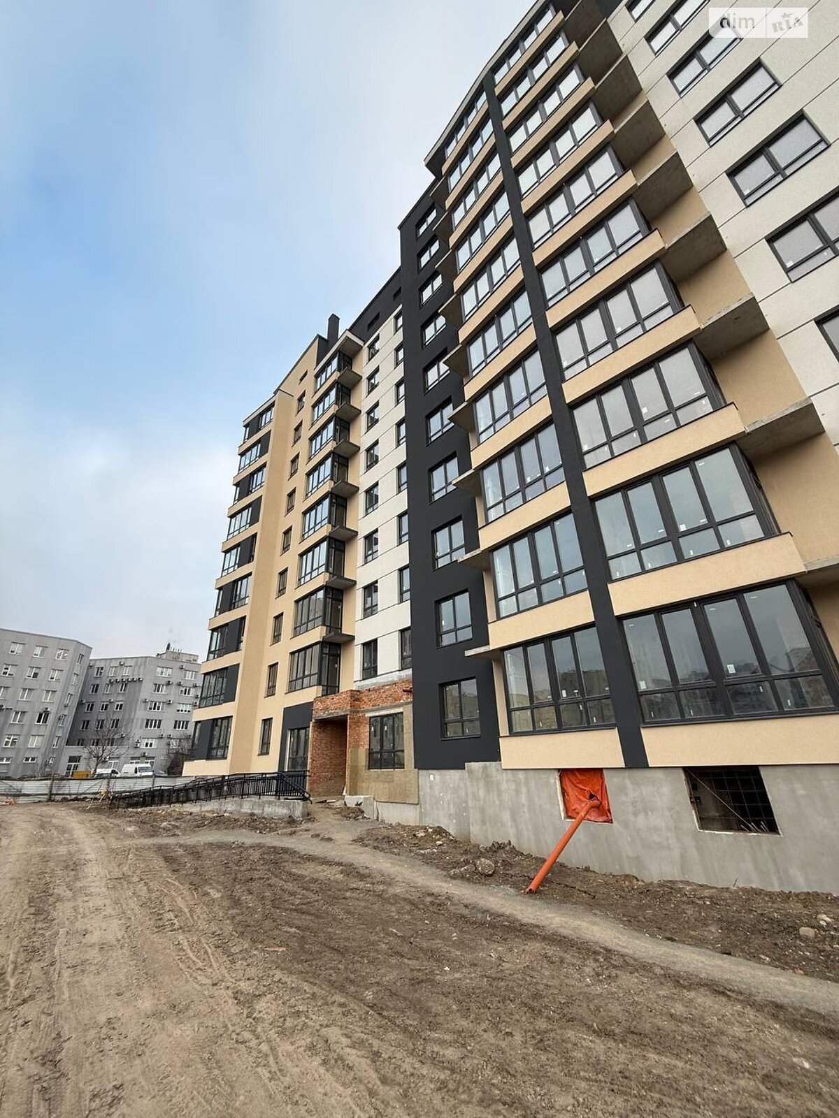 Продаж двокімнатної квартири в Хмельницькому, на вул. Зарічанська 3/3В, район Виставка фото 1 Продаж двокімнатної квартири в Хмельницькому, на вул. Зарічанська 3/3В, район Виставка фото 1