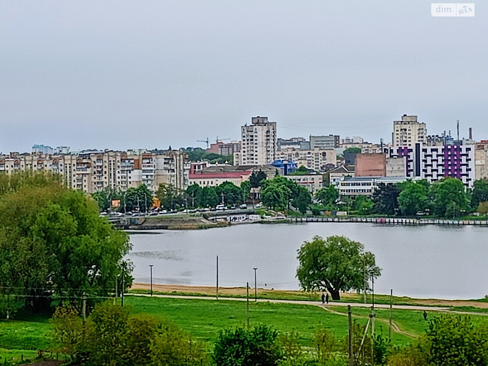Продажа двухкомнатной квартиры в Хмельницком, на ул. Заречанская, район Выставка фото 1 Продажа двухкомнатной квартиры в Хмельницком, на ул. Заречанская, район Выставка фото 1