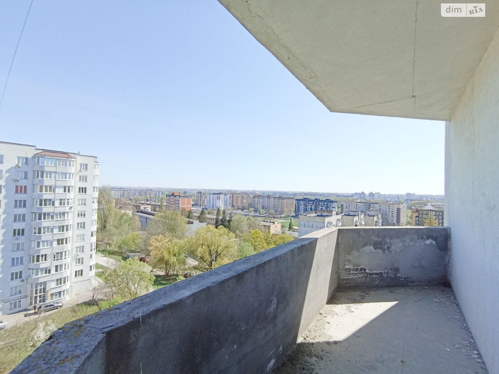 Продаж п`ятикімнатної квартири в Хмельницькому, на вул. Зарічанська 14/4А, район Виставка фото 1 Продаж п`ятикімнатної квартири в Хмельницькому, на вул. Зарічанська 14/4А, район Виставка фото 1