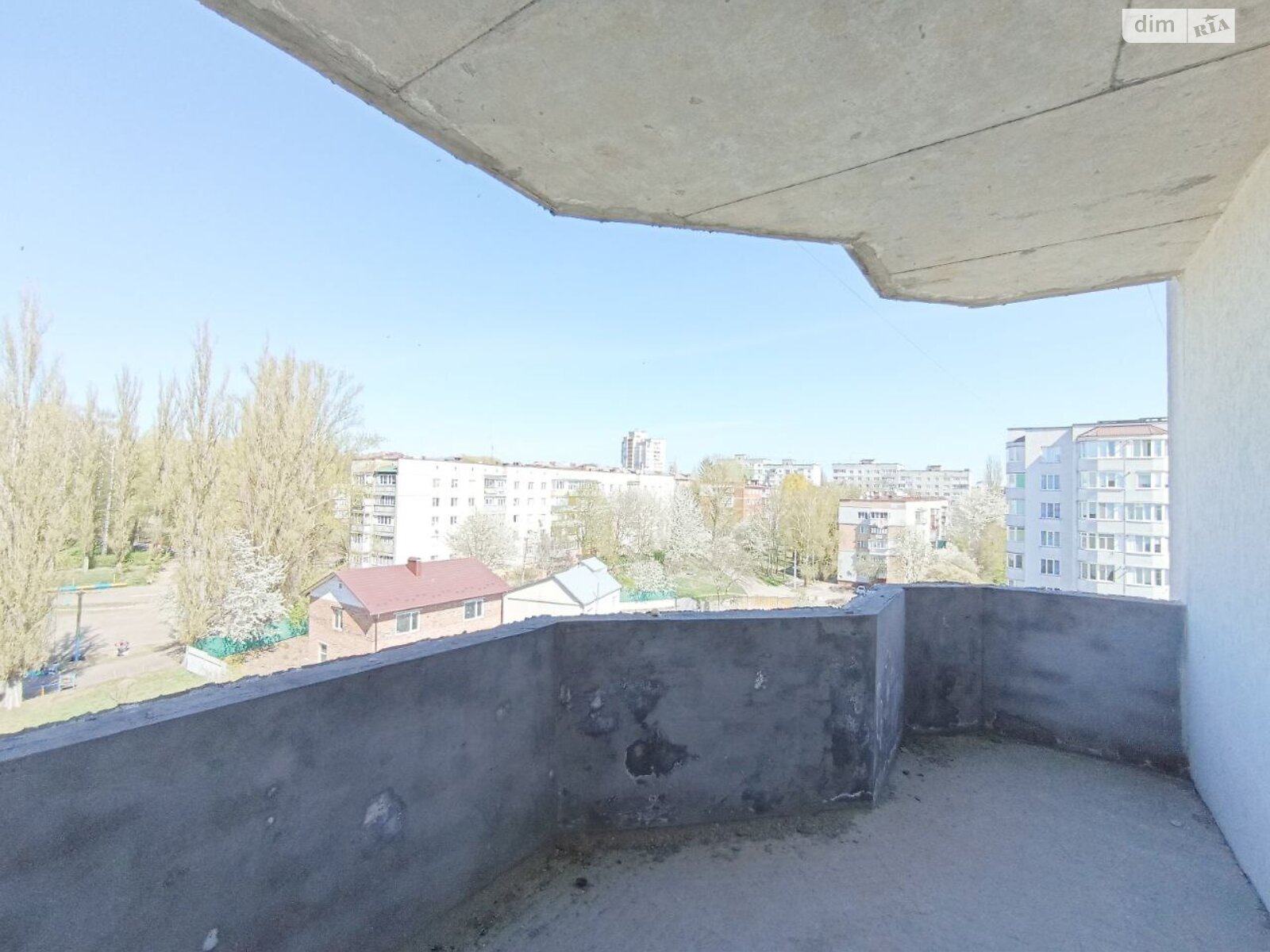 Продаж п`ятикімнатної квартири в Хмельницькому, на вул. Зарічанська 14/4А, район Виставка фото 1 Продаж п`ятикімнатної квартири в Хмельницькому, на вул. Зарічанська 14/4А, район Виставка фото 1