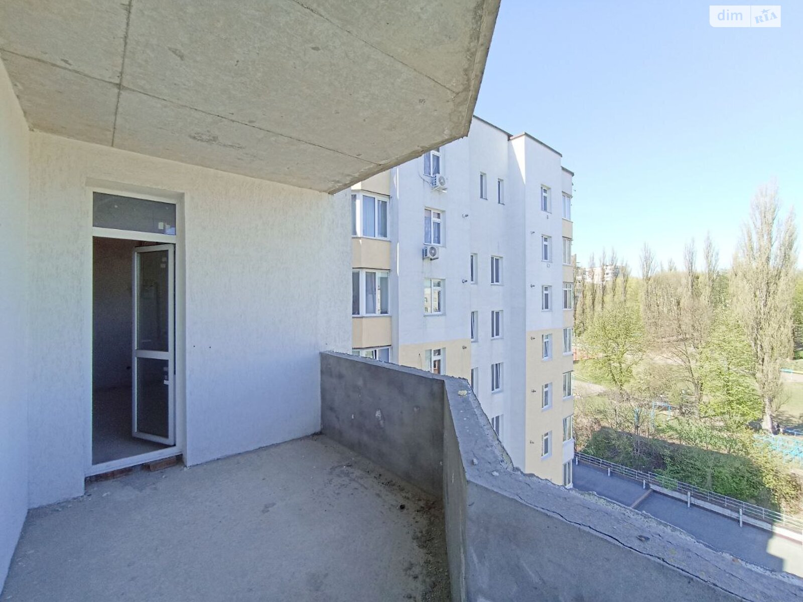 Продаж п`ятикімнатної квартири в Хмельницькому, на вул. Зарічанська 14/4А, район Виставка фото 1 Продаж п`ятикімнатної квартири в Хмельницькому, на вул. Зарічанська 14/4А, район Виставка фото 1