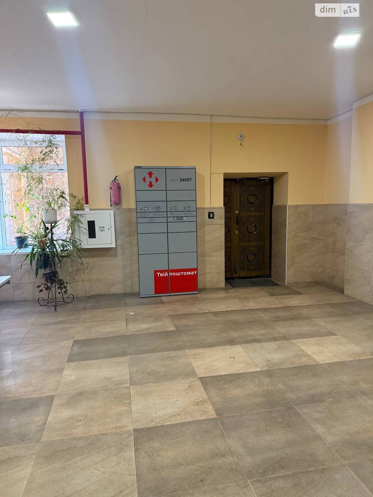 Продаж двокімнатної квартири в Хмельницькому, на вул. Зарічанська 3/2Б, район Виставка фото 1 Продаж двокімнатної квартири в Хмельницькому, на вул. Зарічанська 3/2Б, район Виставка фото 1