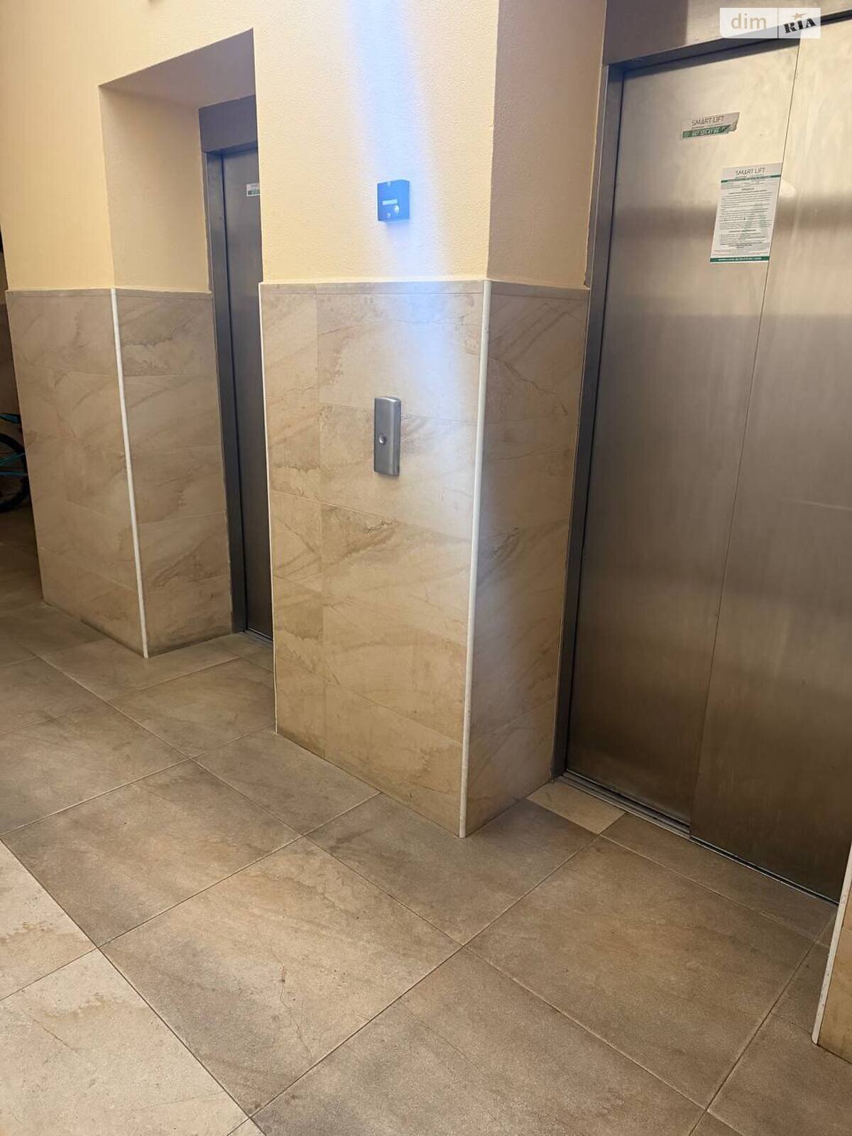 Продаж двокімнатної квартири в Хмельницькому, на вул. Зарічанська 3/2Б, район Виставка фото 1 Продаж двокімнатної квартири в Хмельницькому, на вул. Зарічанська 3/2Б, район Виставка фото 1