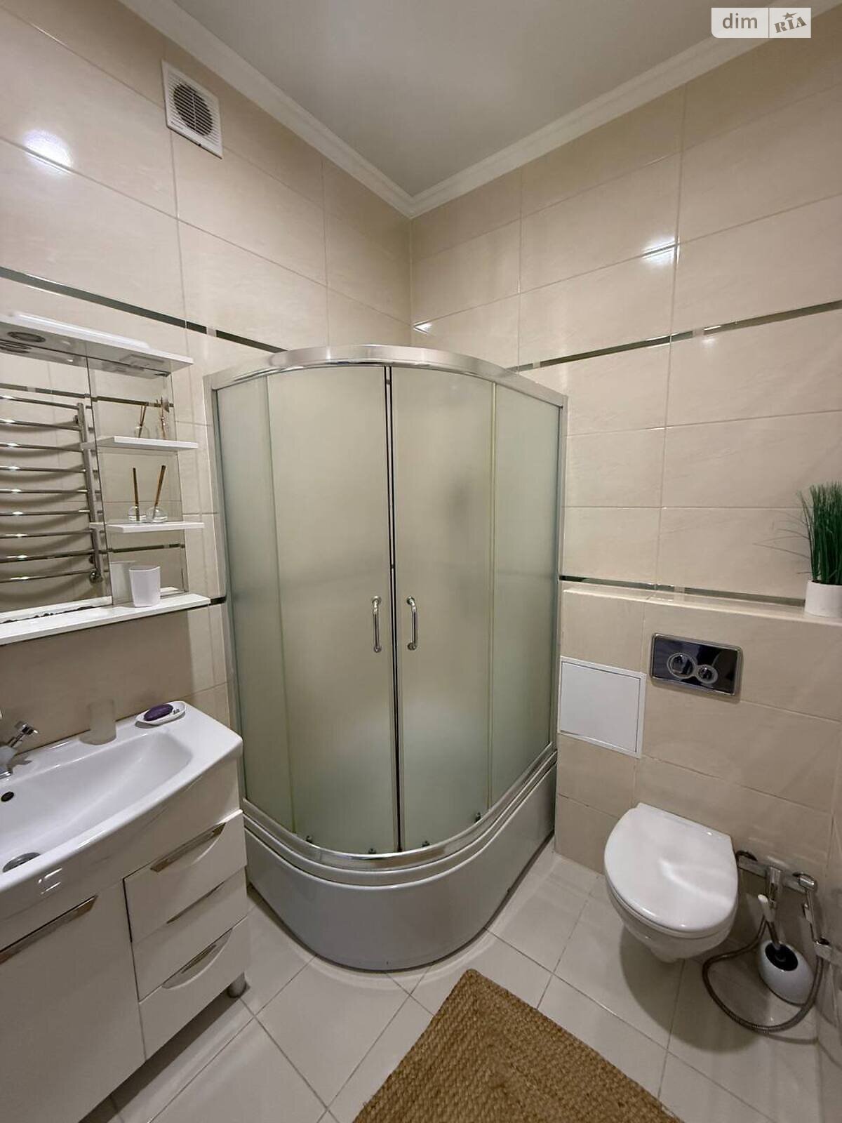 Продаж двокімнатної квартири в Хмельницькому, на вул. Зарічанська 3/2Б, район Виставка фото 1 Продаж двокімнатної квартири в Хмельницькому, на вул. Зарічанська 3/2Б, район Виставка фото 1