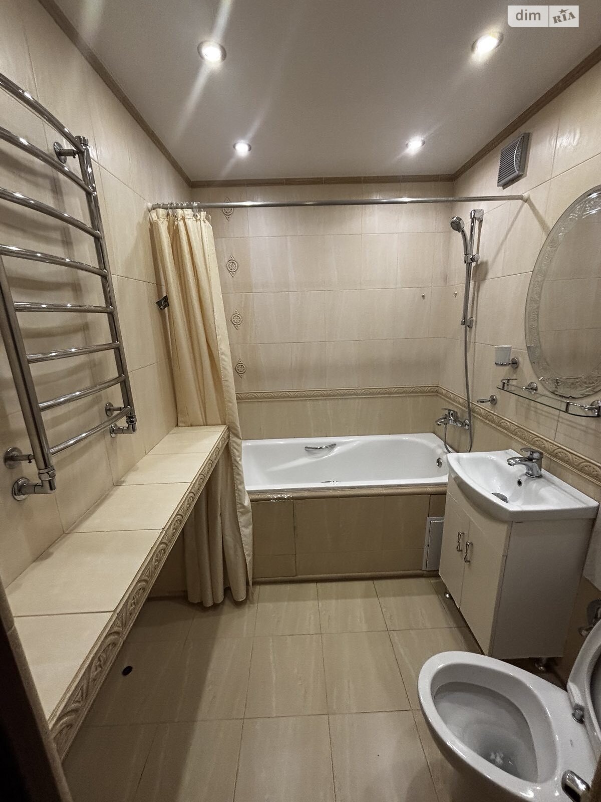 Продаж однокімнатної квартири в Хмельницькому, на вул. Зарічанська, район Виставка фото 1 Продаж однокімнатної квартири в Хмельницькому, на вул. Зарічанська, район Виставка фото 1