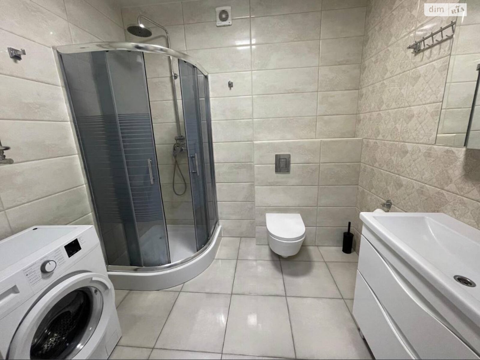 Продаж двокімнатної квартири в Хмельницькому, на вул. Зарічанська 3/2Б, район Виставка фото 1