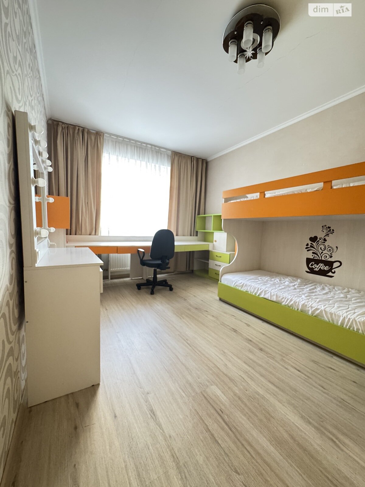 Продаж двокімнатної квартири в Хмельницькому, на вул. Зарічанська 11А, район Виставка фото 1