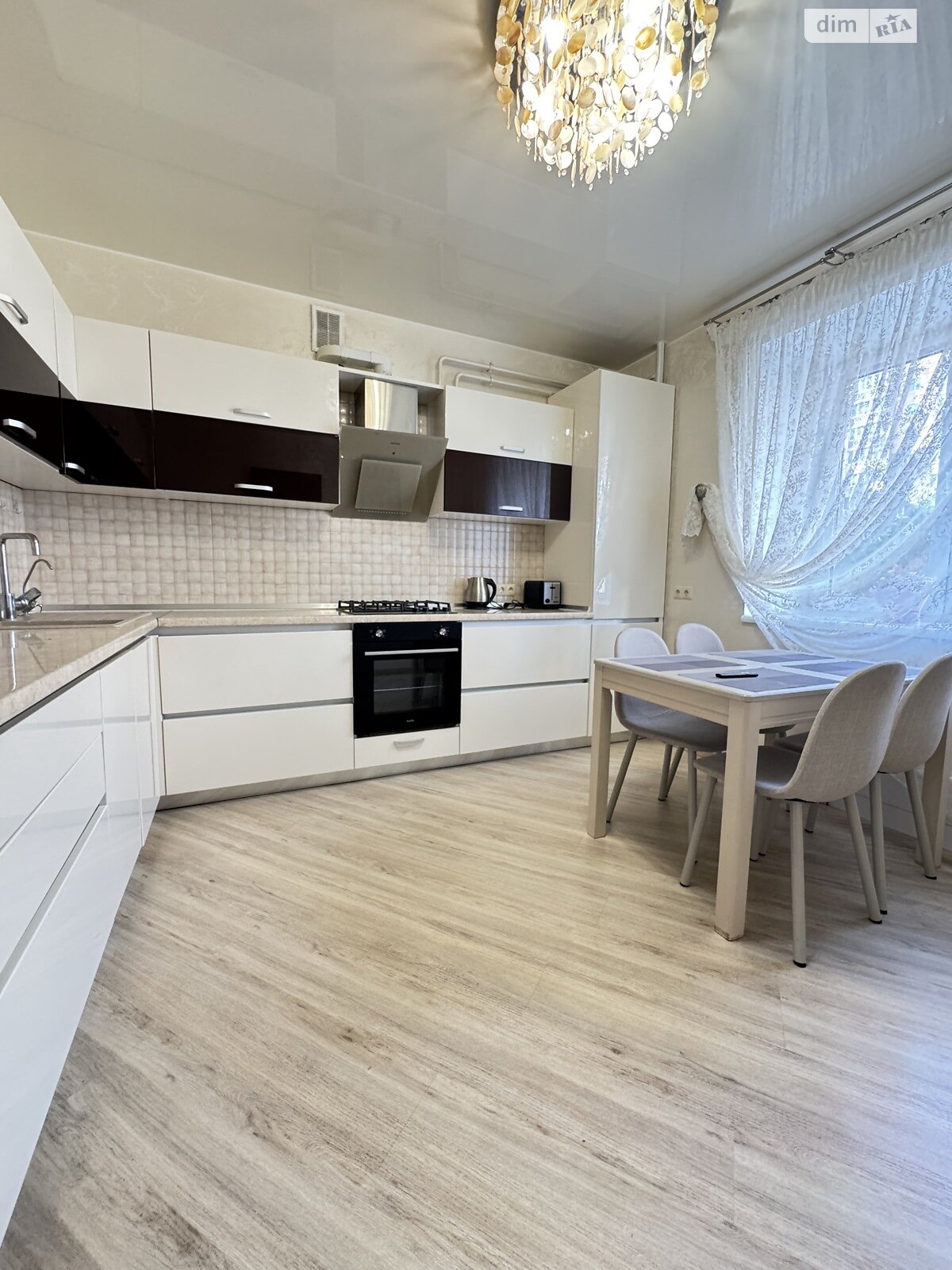 Продаж двокімнатної квартири в Хмельницькому, на вул. Зарічанська 11А, район Виставка фото 1