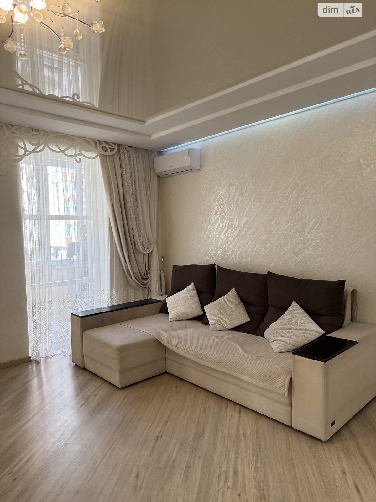 Продаж двокімнатної квартири в Хмельницькому, на вул. Зарічанська 11А, район Виставка фото 1