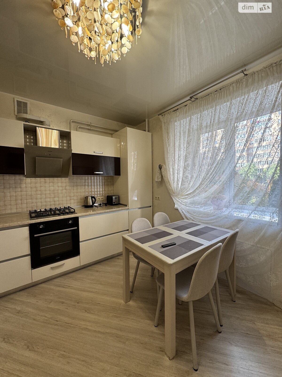 Продаж двокімнатної квартири в Хмельницькому, на вул. Зарічанська 11А, район Виставка фото 1