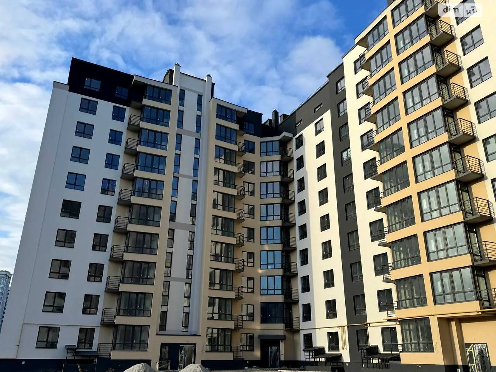 Продажа двухкомнатной квартиры в Хмельницком, на ул. Заречанская 3/3В, район Выставка фото 1 Продажа двухкомнатной квартиры в Хмельницком, на ул. Заречанская 3/3В, район Выставка фото 1