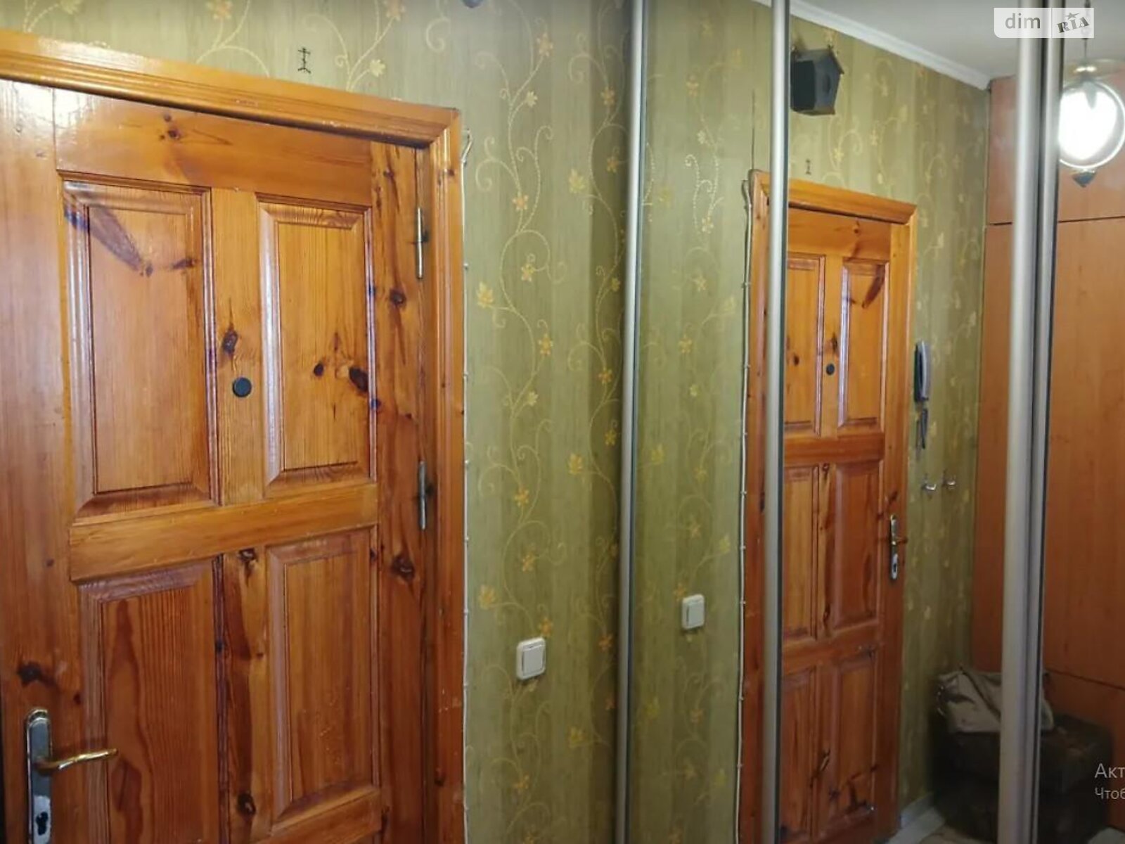 Продаж однокімнатної квартири в Хмельницькому, на вул. Зарічанська, район Виставка фото 1 Продаж однокімнатної квартири в Хмельницькому, на вул. Зарічанська, район Виставка фото 1