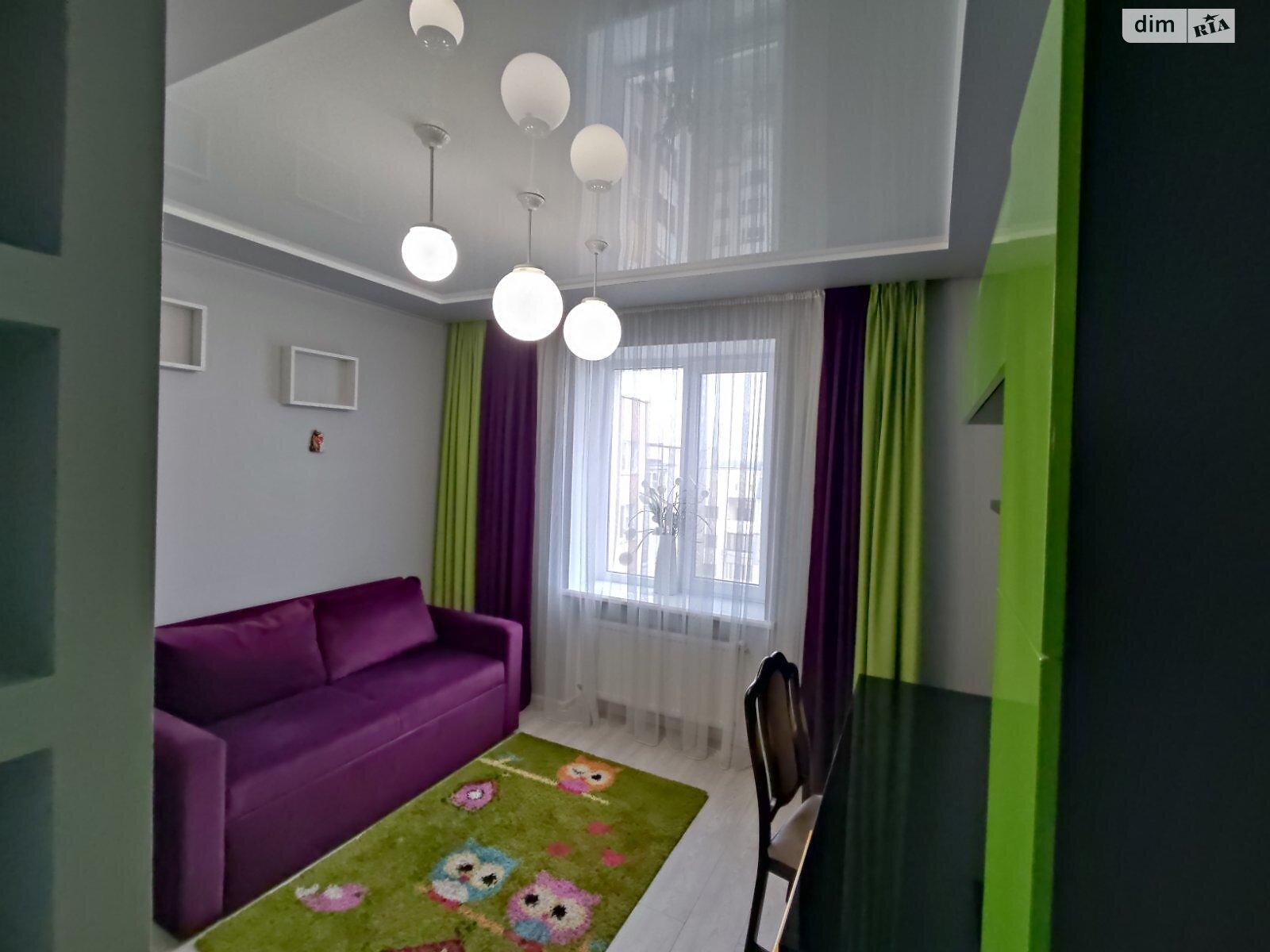 Продажа трехкомнатной квартиры в Хмельницком, на ул. Степана Бандеры, район Выставка фото 1