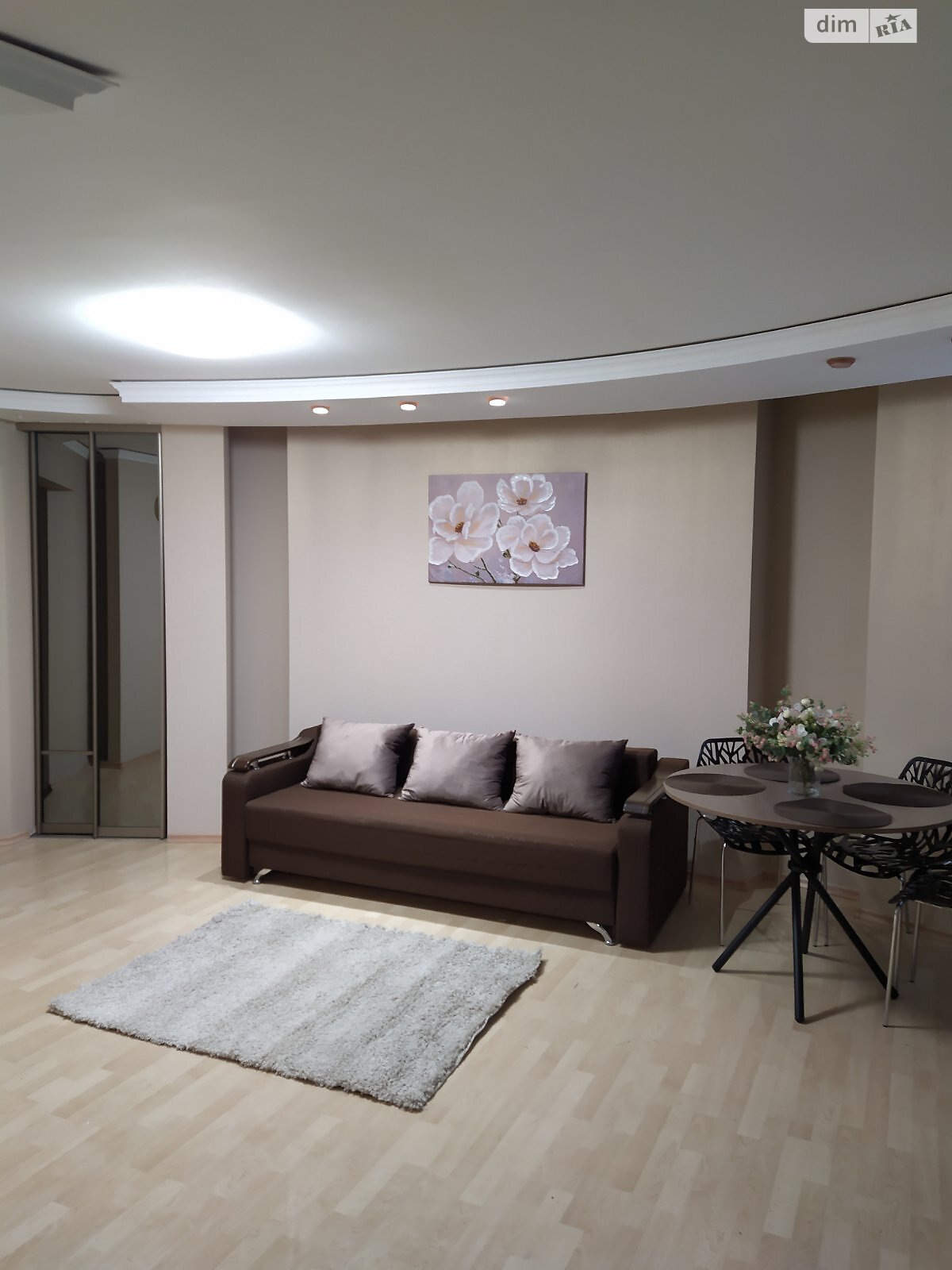 Продаж трикімнатної квартири в Хмельницькому, на вул. Кам'янецька, район Південно-Західний фото 1 Продаж трикімнатної квартири в Хмельницькому, на вул. Кам'янецька, район Південно-Західний фото 1