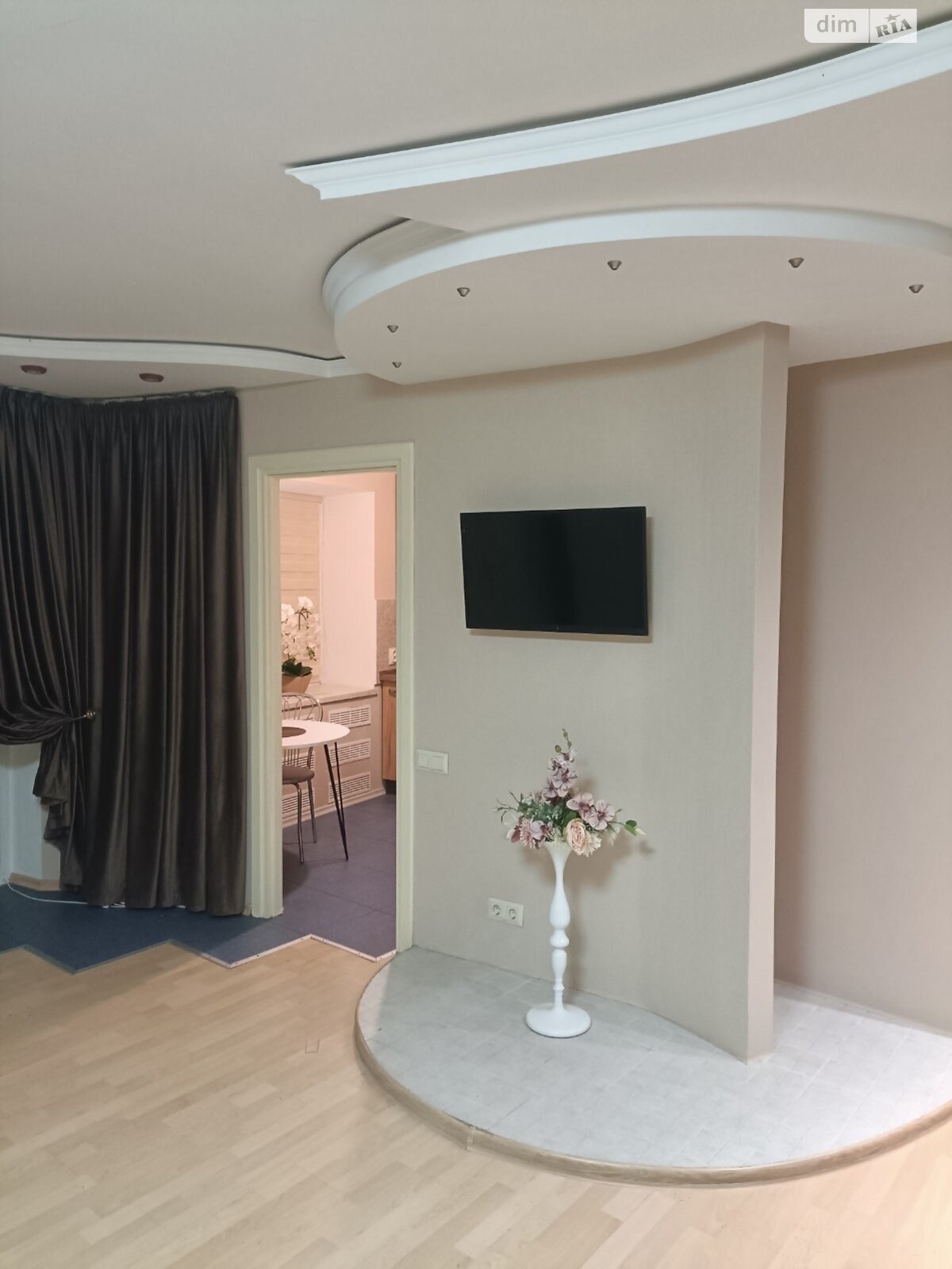 Продажа трехкомнатной квартиры в Хмельницком, на ул. Каменецкая 109, район Юго-Западный фото 1 Продажа трехкомнатной квартиры в Хмельницком, на ул. Каменецкая 109, район Юго-Западный фото 1