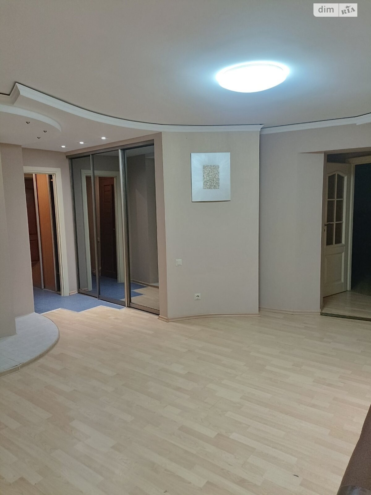 Продажа трехкомнатной квартиры в Хмельницком, на ул. Каменецкая 109, район Юго-Западный фото 1 Продажа трехкомнатной квартиры в Хмельницком, на ул. Каменецкая 109, район Юго-Западный фото 1