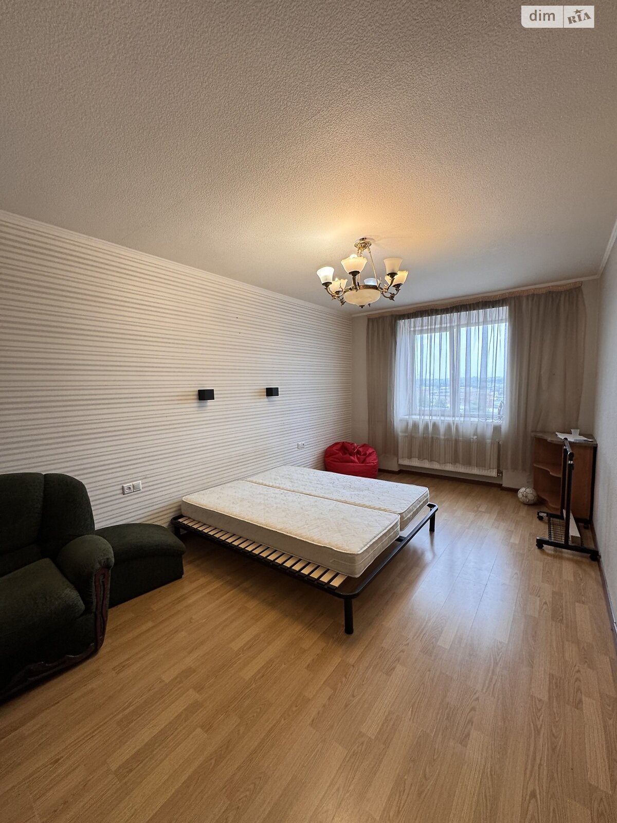 Продаж двокімнатної квартири в Хмельницькому, на вул. Князя Святослава Хороброго 7, район Південно-Західний фото 1