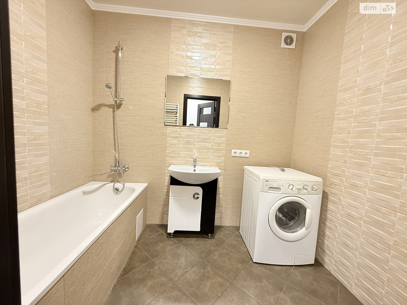 Продажа двухкомнатной квартиры в Хмельницком, на ул. Князя Святослава Храброго 7, район Юго-Западный фото 1