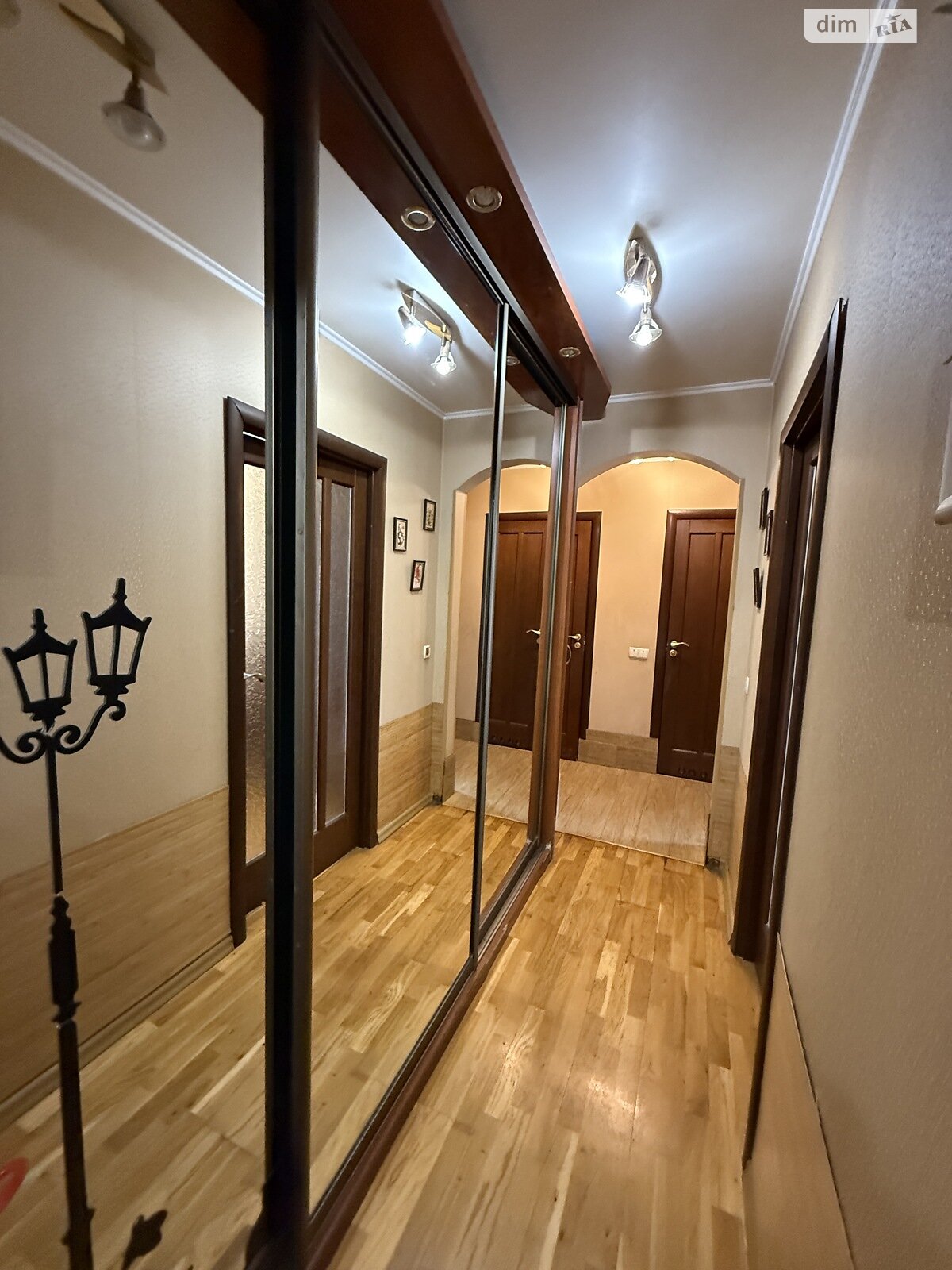 Продаж трикімнатної квартири в Хмельницькому, на шосе Львівське 55, район Південно-Західний фото 1 Продаж трикімнатної квартири в Хмельницькому, на шосе Львівське 55, район Південно-Західний фото 1