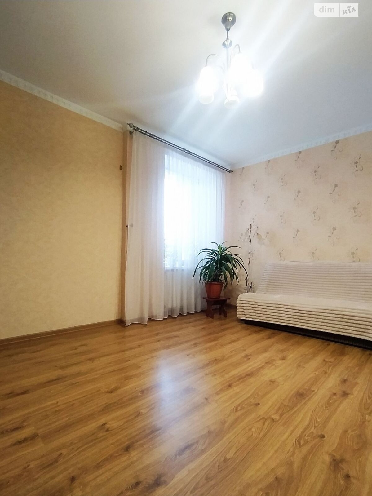 Продаж трикімнатної квартири в Хмельницькому, на шосе Львівське 33, район Південно-Західний фото 1 Продаж трикімнатної квартири в Хмельницькому, на шосе Львівське 33, район Південно-Західний фото 1