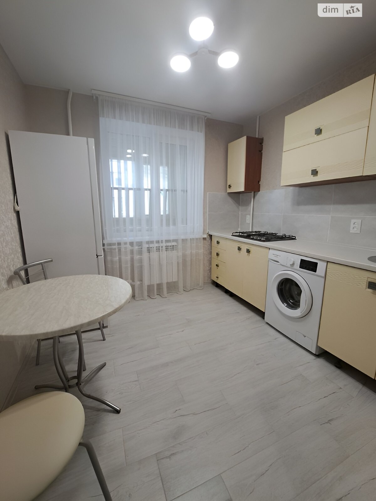 Продаж однокімнатної квартири в Хмельницькому, на вул. Молодіжна, район Південно-Західний фото 1 Продаж однокімнатної квартири в Хмельницькому, на вул. Молодіжна, район Південно-Західний фото 1