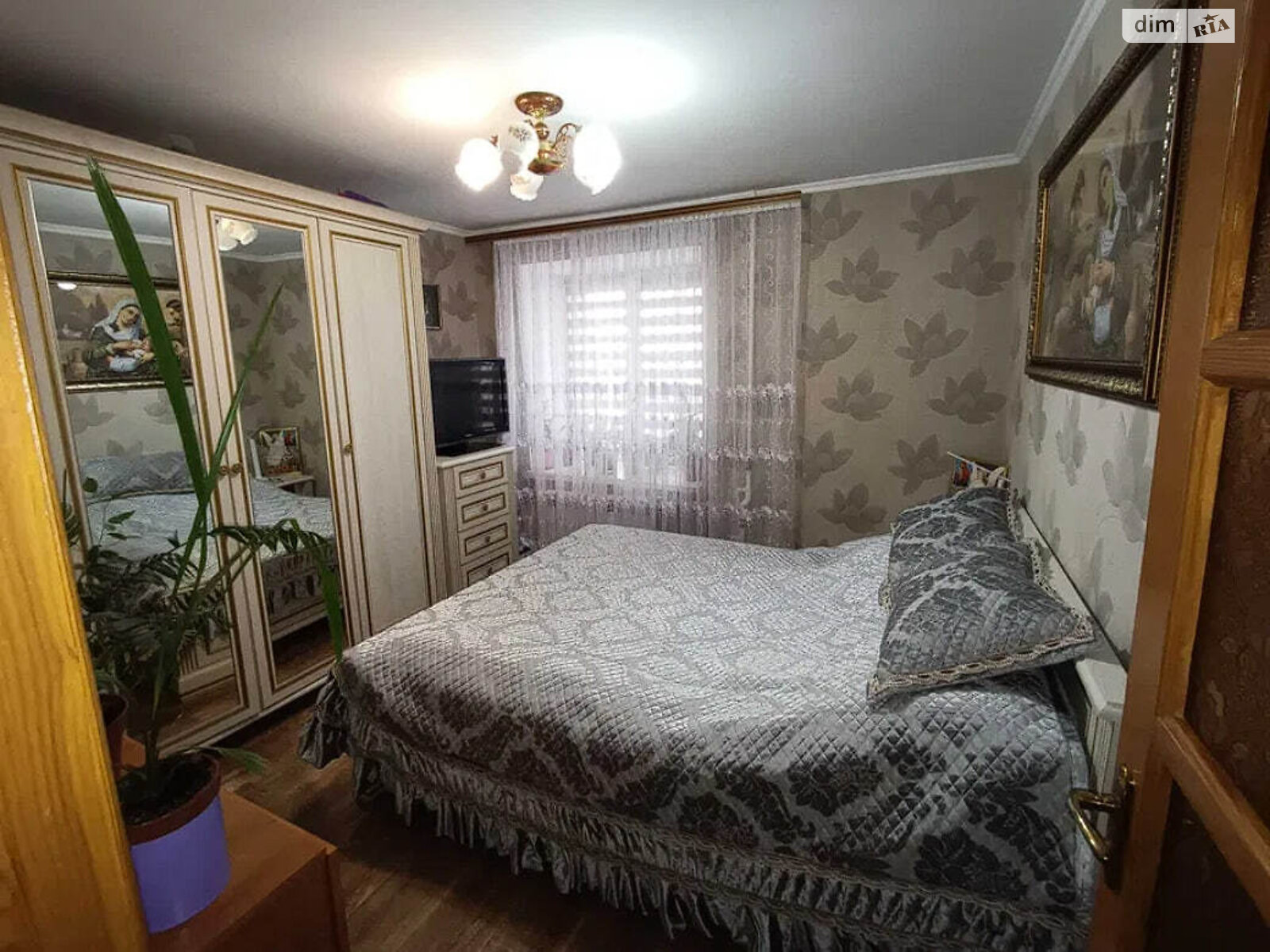Продаж двокімнатної квартири в Хмельницькому, на вул. Молодіжна, район Південно-Західний фото 1 Продаж двокімнатної квартири в Хмельницькому, на вул. Молодіжна, район Південно-Західний фото 1