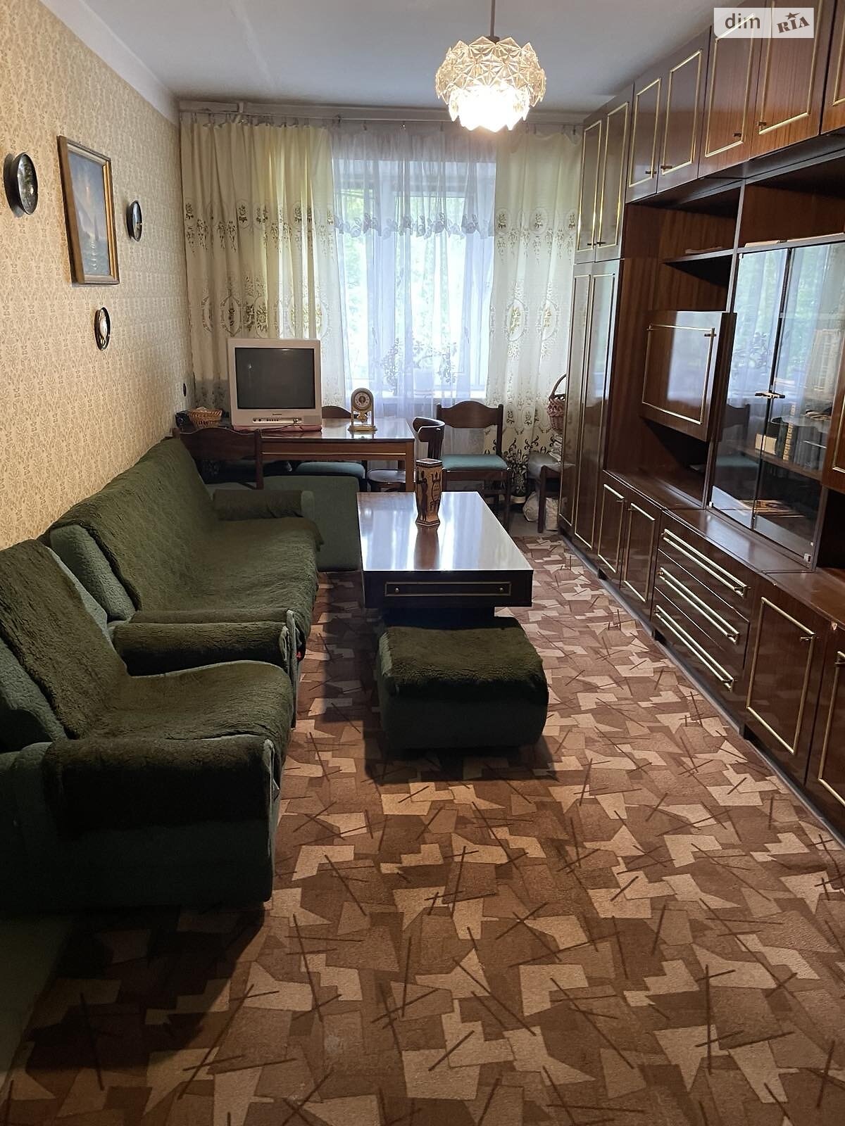 Продаж трикімнатної квартири в Хмельницькому, на вул. Молодіжна, район Південно-Західний фото 1 Продаж трикімнатної квартири в Хмельницькому, на вул. Молодіжна, район Південно-Західний фото 1