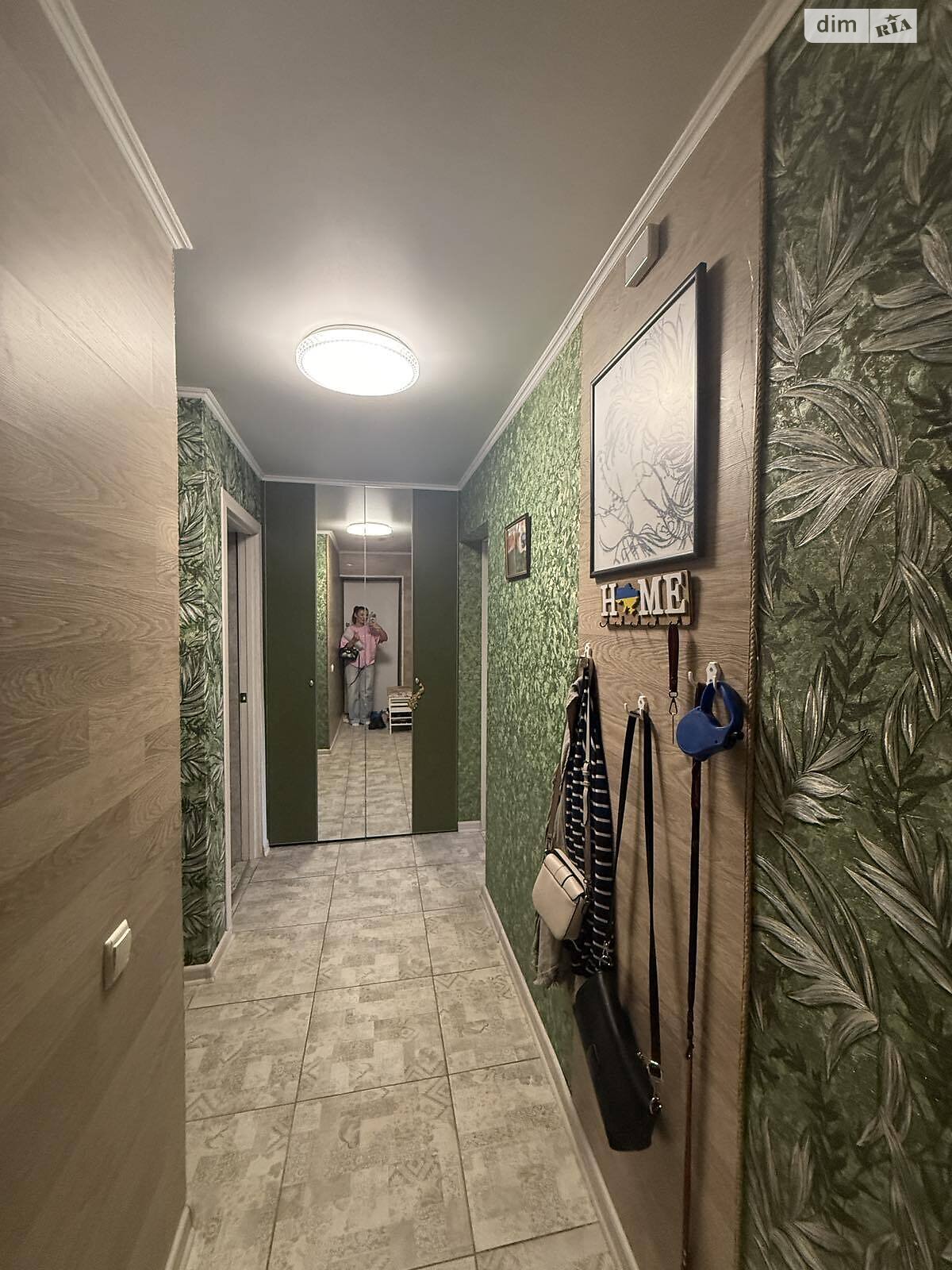 Продаж двокімнатної квартири в Хмельницькому, на вул. Молодіжна 5, район Південно-Західний фото 1 Продаж двокімнатної квартири в Хмельницькому, на вул. Молодіжна 5, район Південно-Західний фото 1