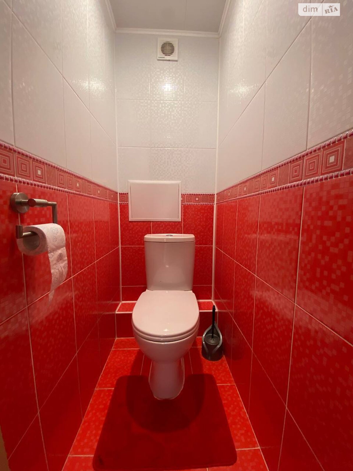 Продаж трикімнатної квартири в Хмельницькому, на вул. Молодіжна 15/1, район Південно-Західний фото 1