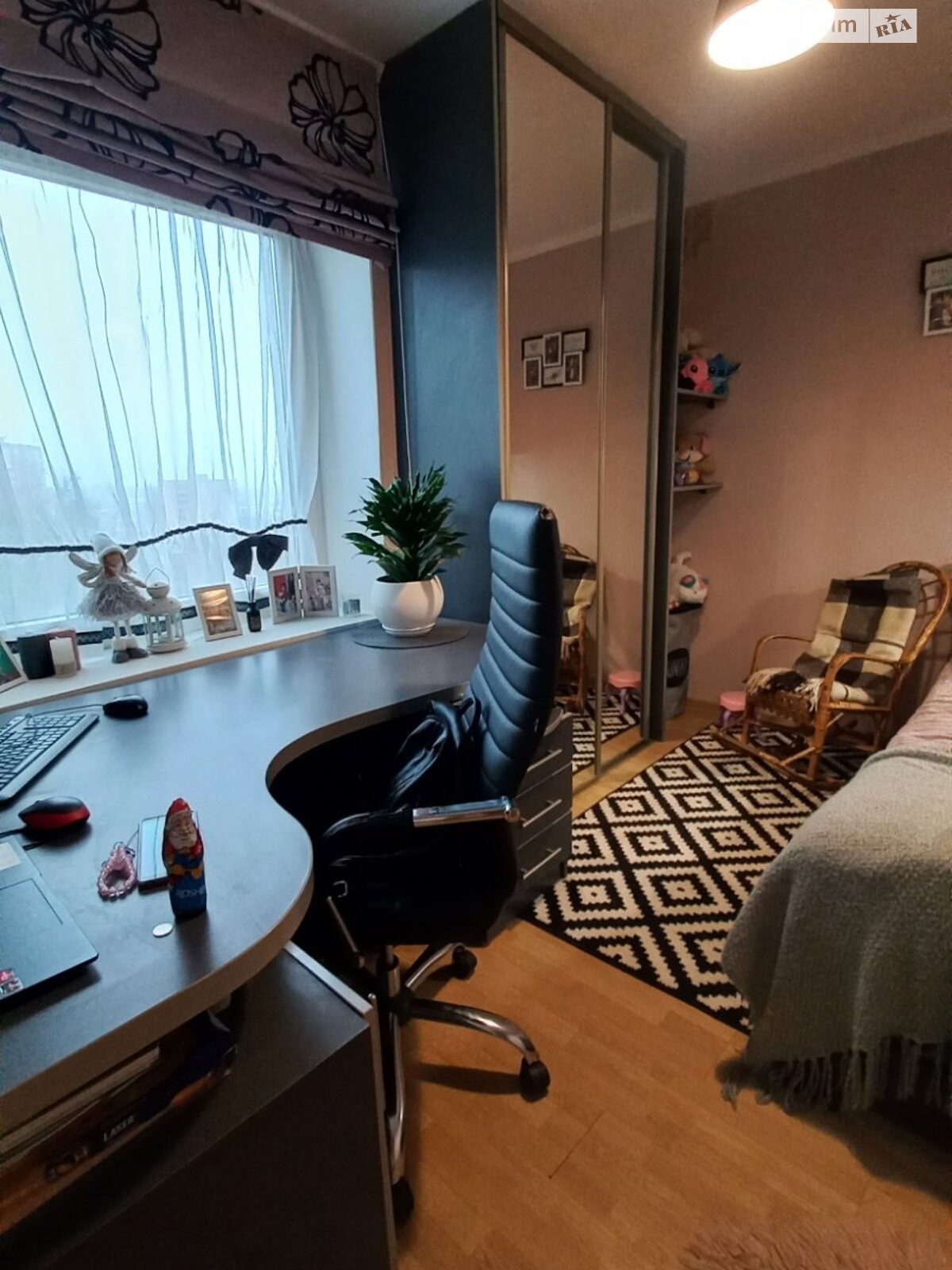 Продаж трикімнатної квартири в Хмельницькому, на вул. Молодіжна 7, район Південно-Західний фото 1