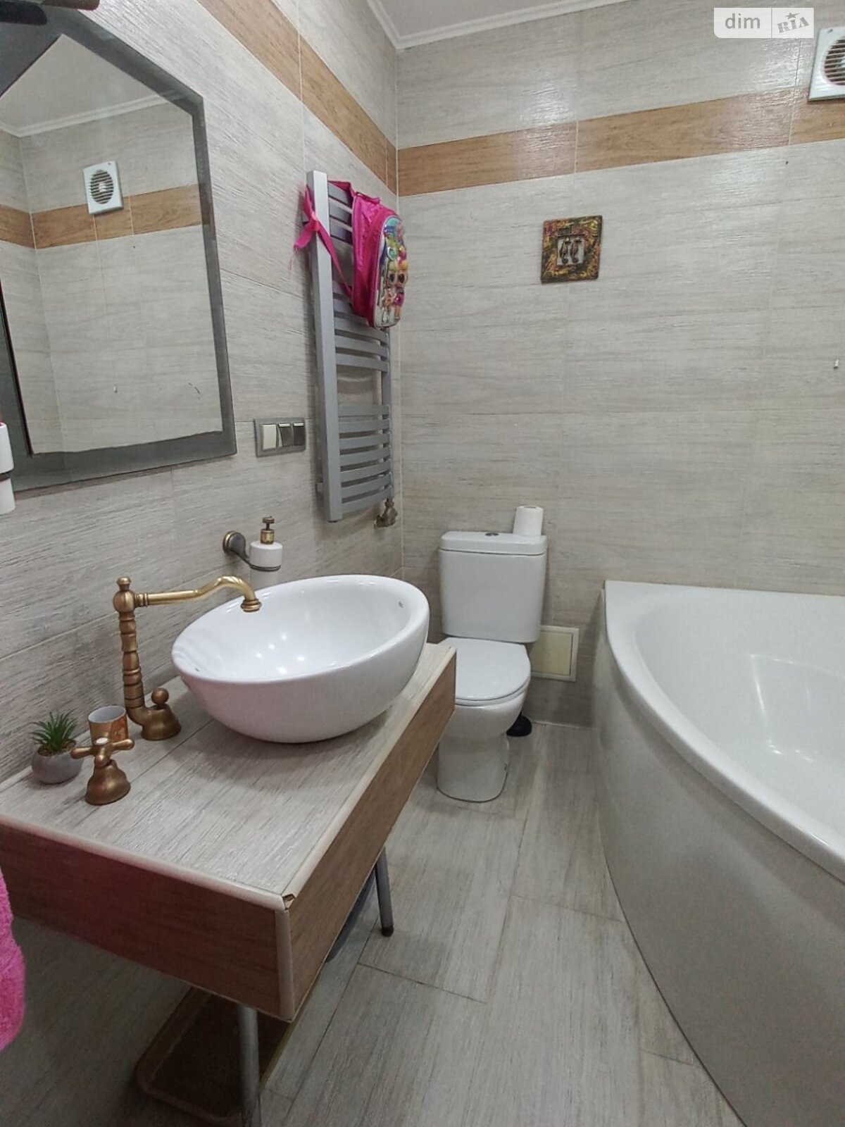 Продаж трикімнатної квартири в Хмельницькому, на вул. Молодіжна 7, район Південно-Західний фото 1