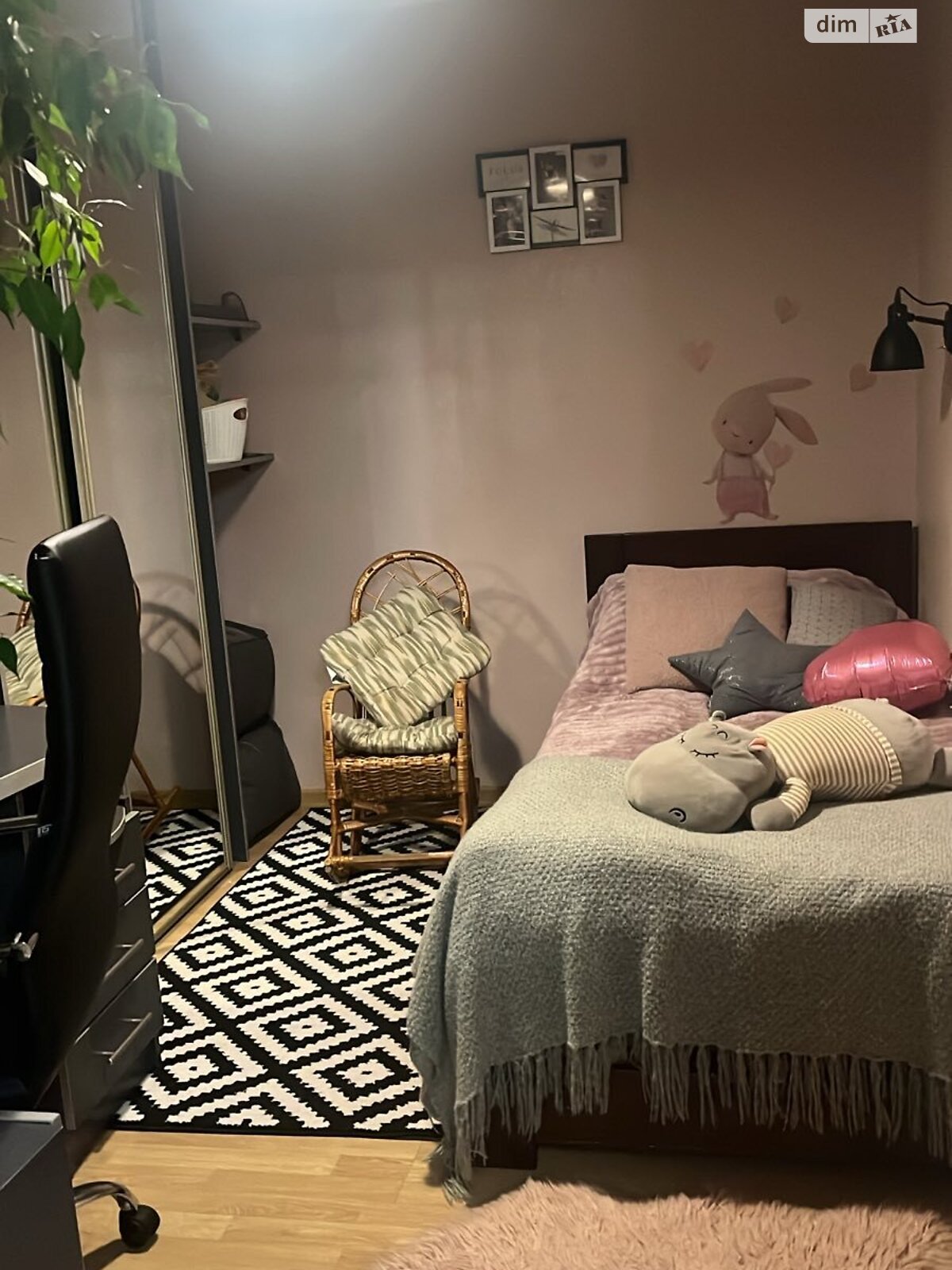 Продаж трикімнатної квартири в Хмельницькому, на вул. Молодіжна 7, район Південно-Західний фото 1