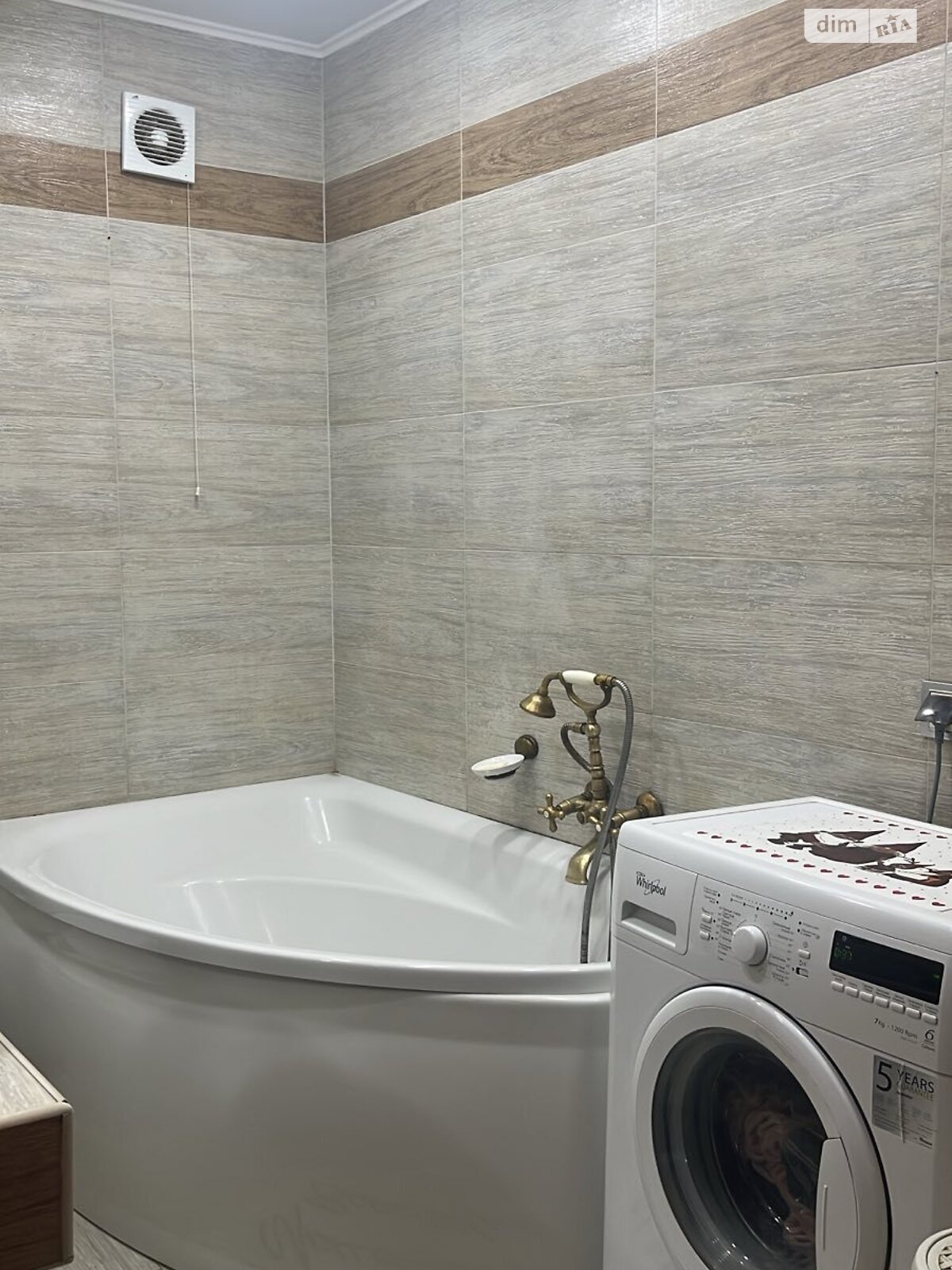 Продаж трикімнатної квартири в Хмельницькому, на вул. Молодіжна 7, район Південно-Західний фото 1