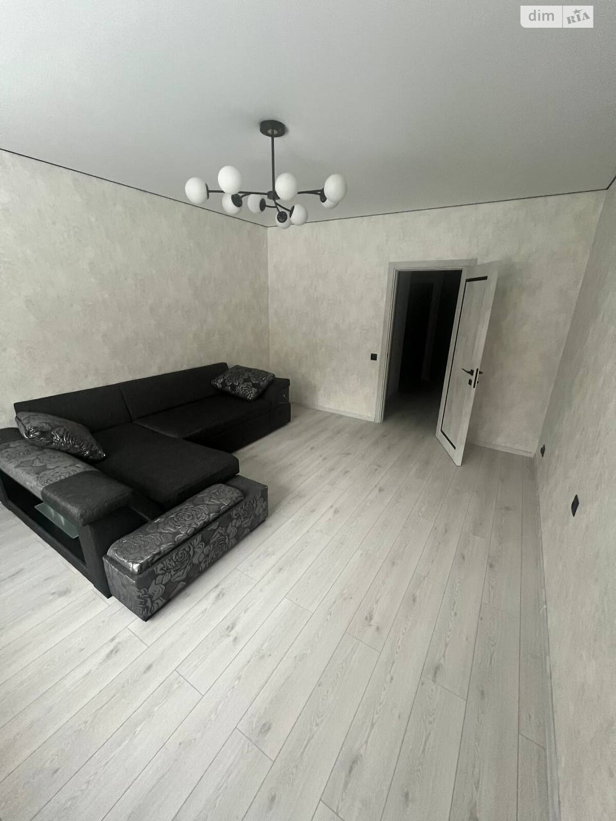 Продажа двухкомнатной квартиры в Хмельницком, на ул. Молодежная, район Юго-Западный фото 1