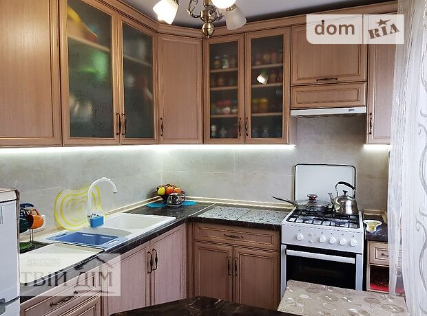 Продажа трехкомнатной квартиры в Хмельницком, на ул. Трудовая район Загот Зерно фото 1 Продажа трехкомнатной квартиры в Хмельницком, на ул. Трудовая район Загот Зерно фото 1