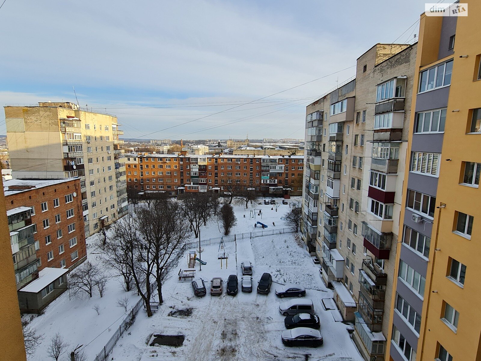 Продаж трикімнатної квартири в Хмельницькому, на вул. Трудова, район Загот Зерно фото 1